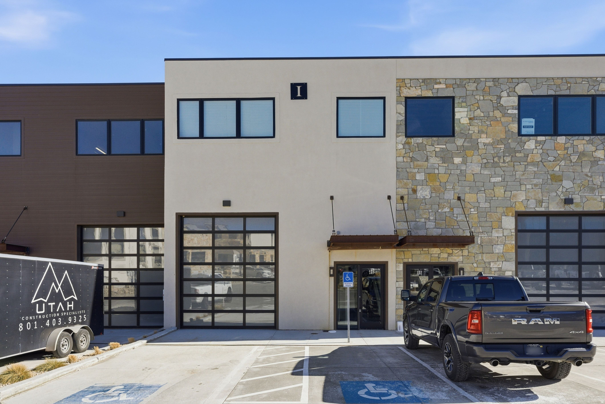 FOR LEASE Park East III, unit #45, is the perfect place to work and play in Park City. Office space and common space available. Garage space NOT available. Perfect for a showroom or personal office. No ADU permits or residential for lease. Located in a service commercial, light industrial zone, uses include commercial, office, warehouse, retail, and residential. Dimensions are 30ft x 60ft or 1,800 sq ft footprint. Pricing reflects price per month LEASE rate.