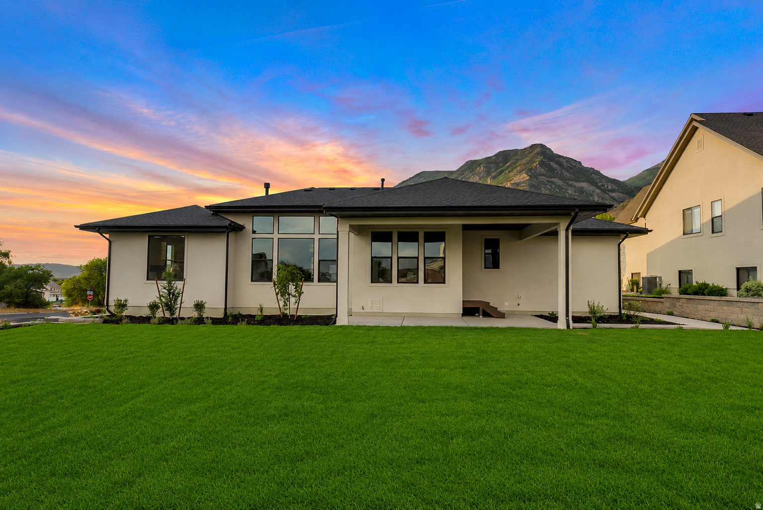 BLOSSOM HILL - Residential