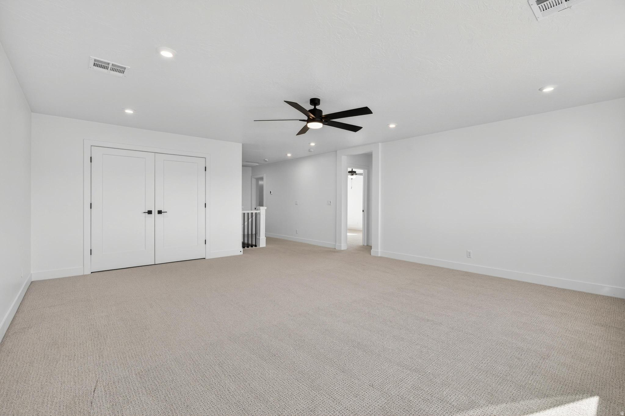 WHITE CANYON - Residential