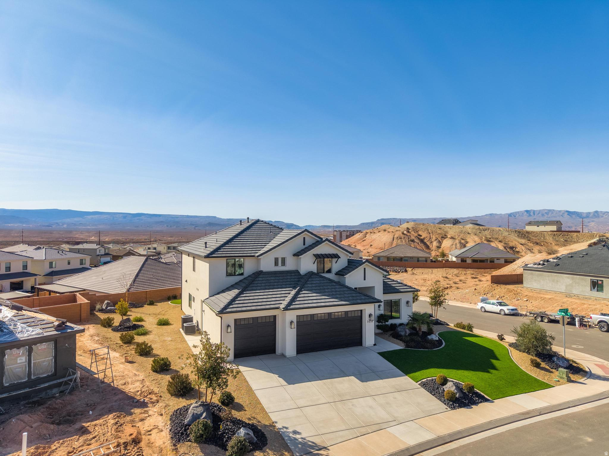 WHITE CANYON - Residential