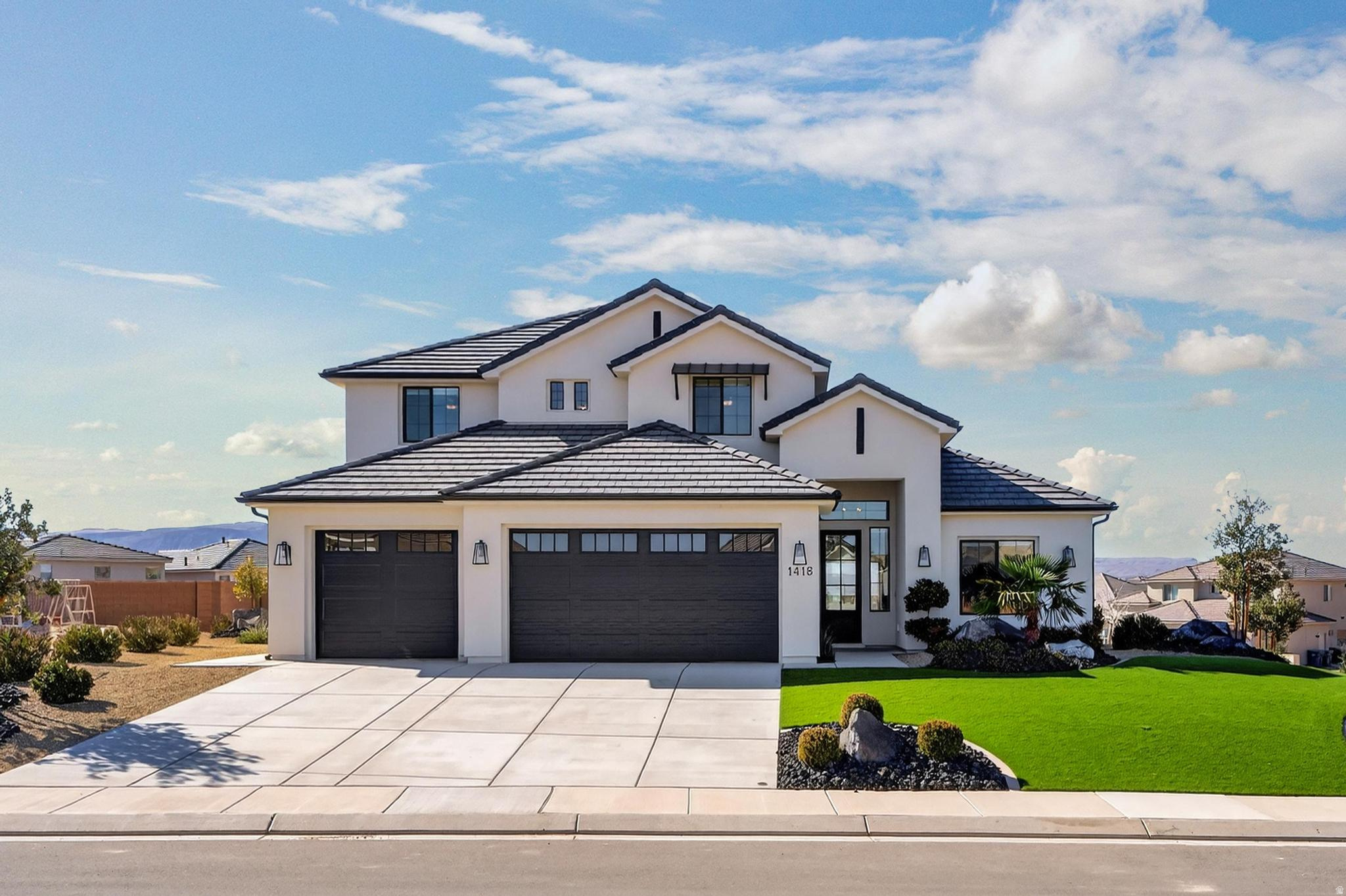 WHITE CANYON - Residential