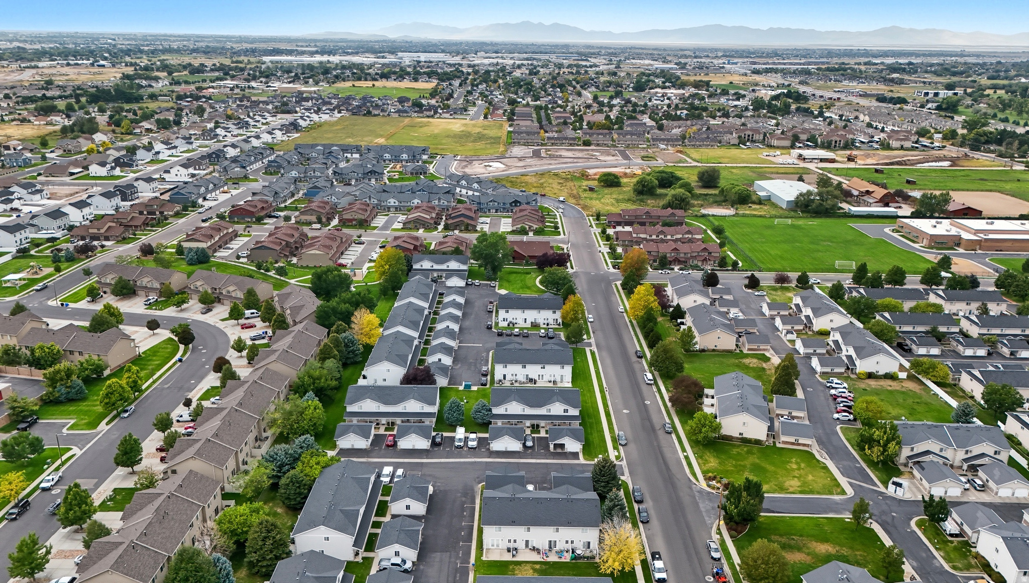 BLACKHAWK TOWNHOUSES PHASE-1 PRUD - Residential