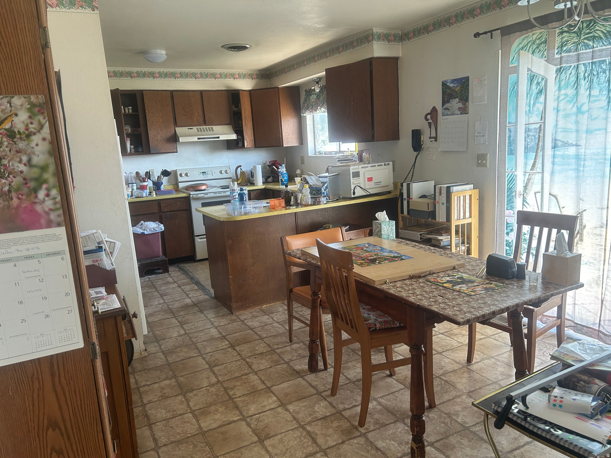 RIVERVIEW EAST - Residential