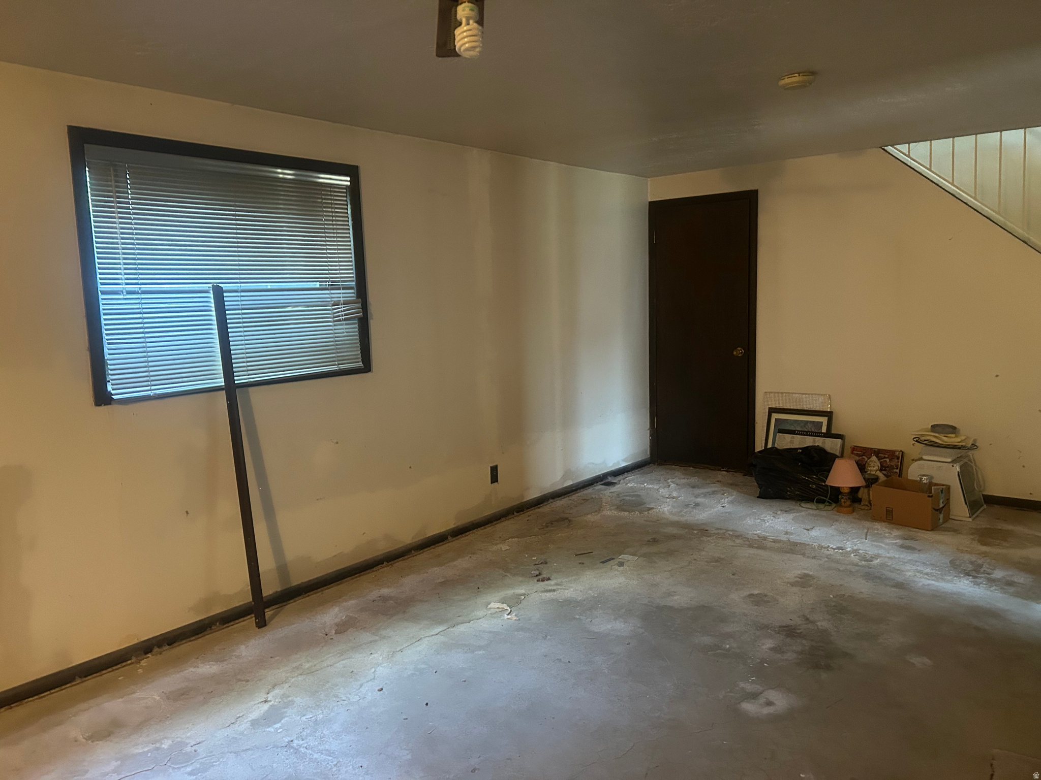 RIVERVIEW EAST - Residential