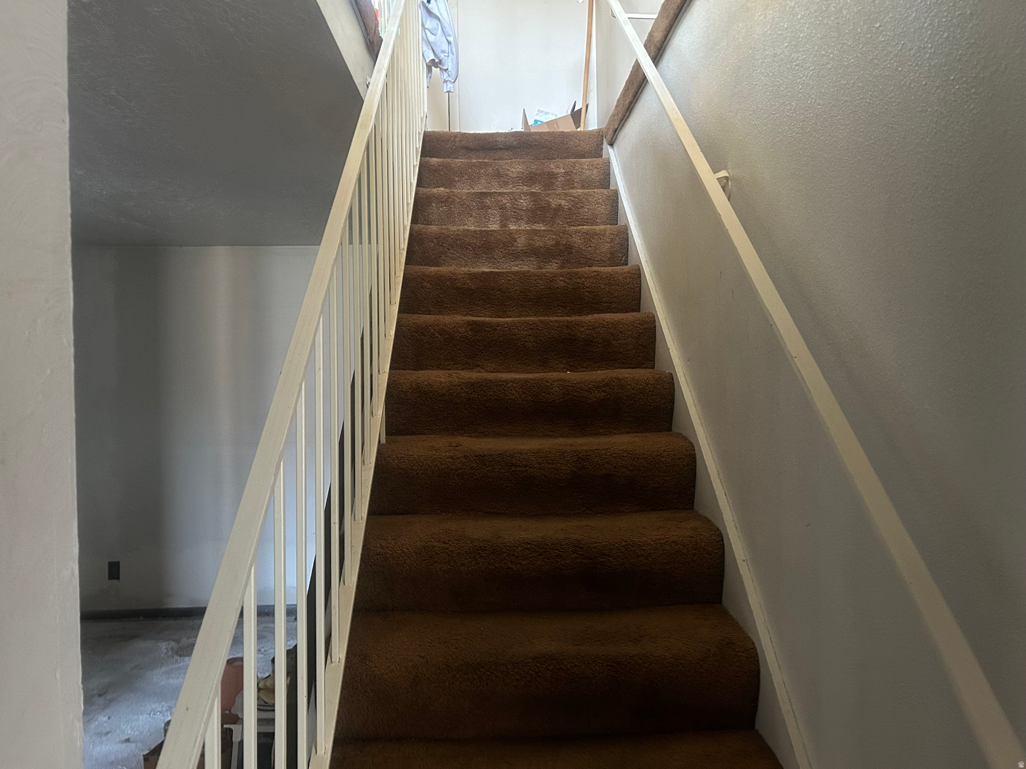 RIVERVIEW EAST - Residential