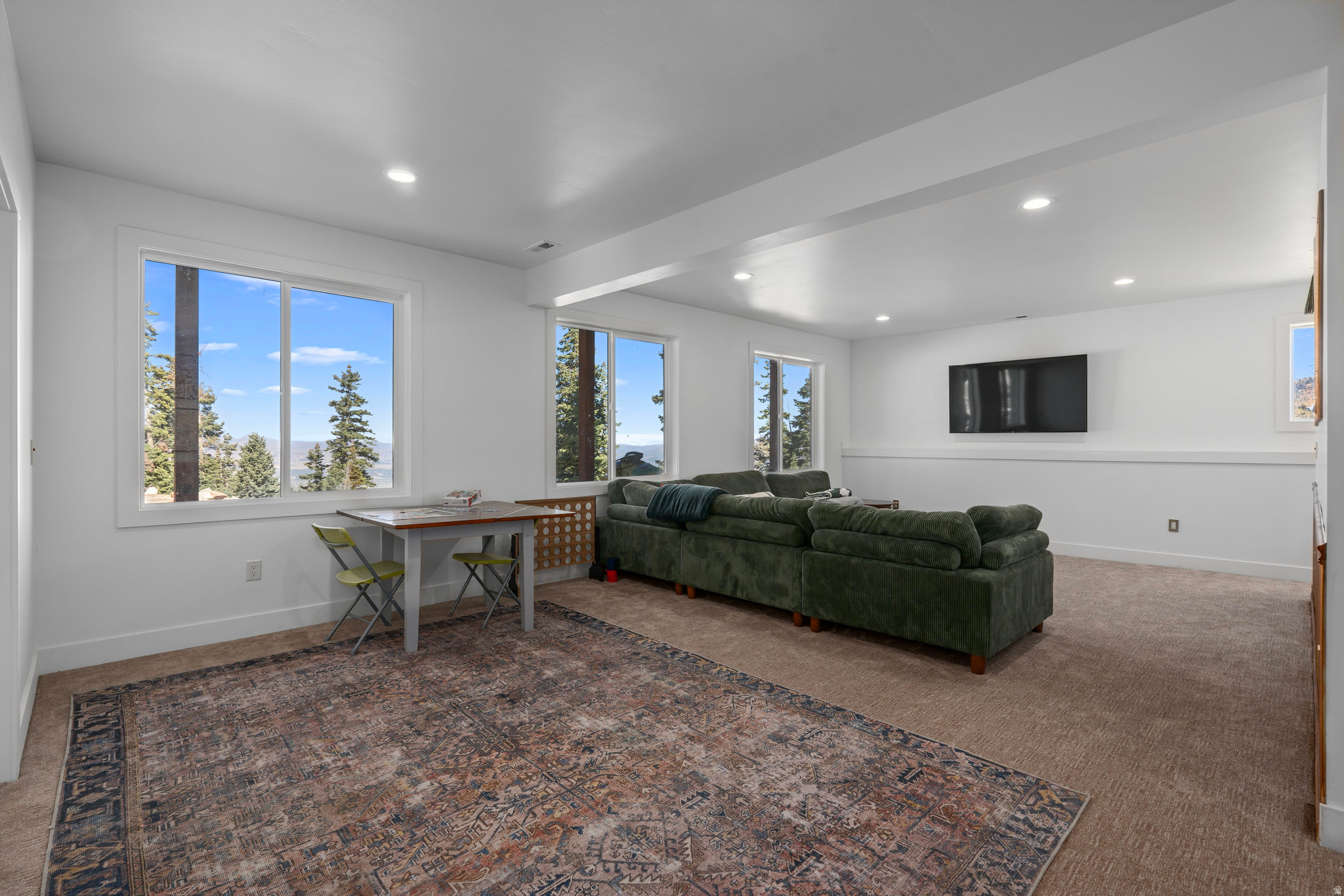 PINE RIDGE ESTATES - Residential