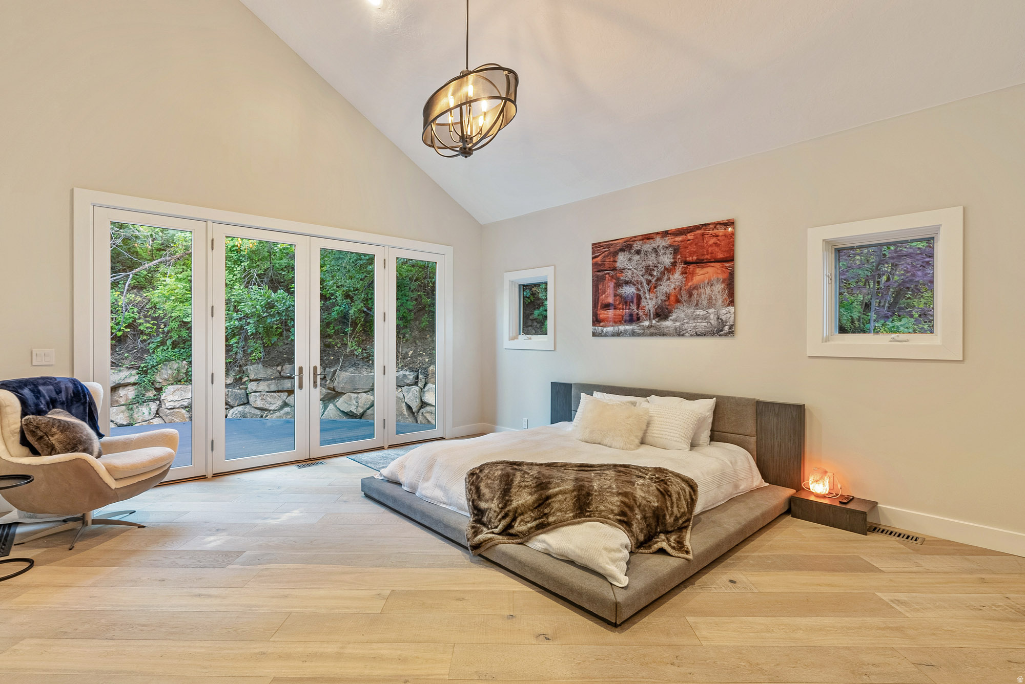 ECKER HILL - Residential