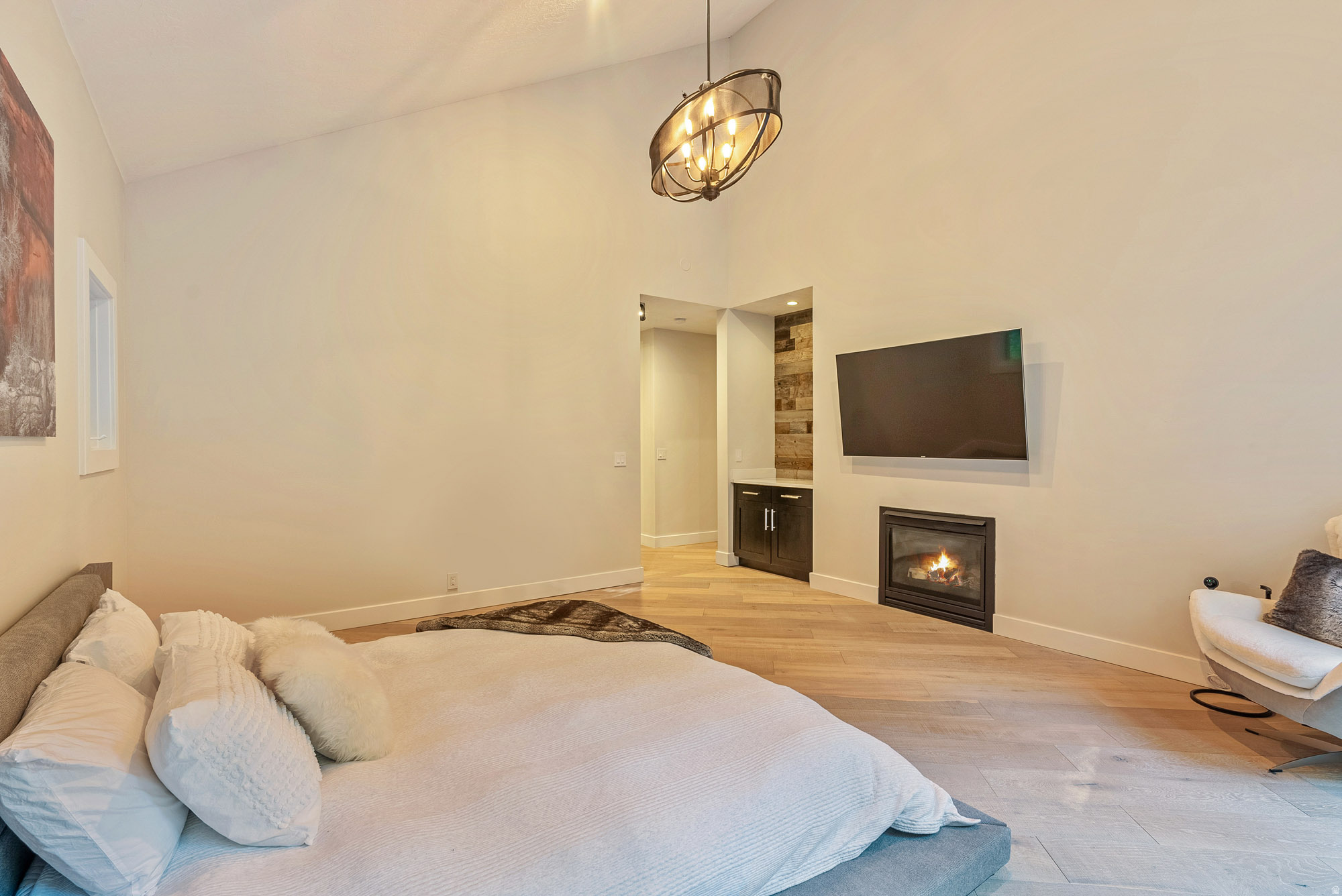 ECKER HILL - Residential
