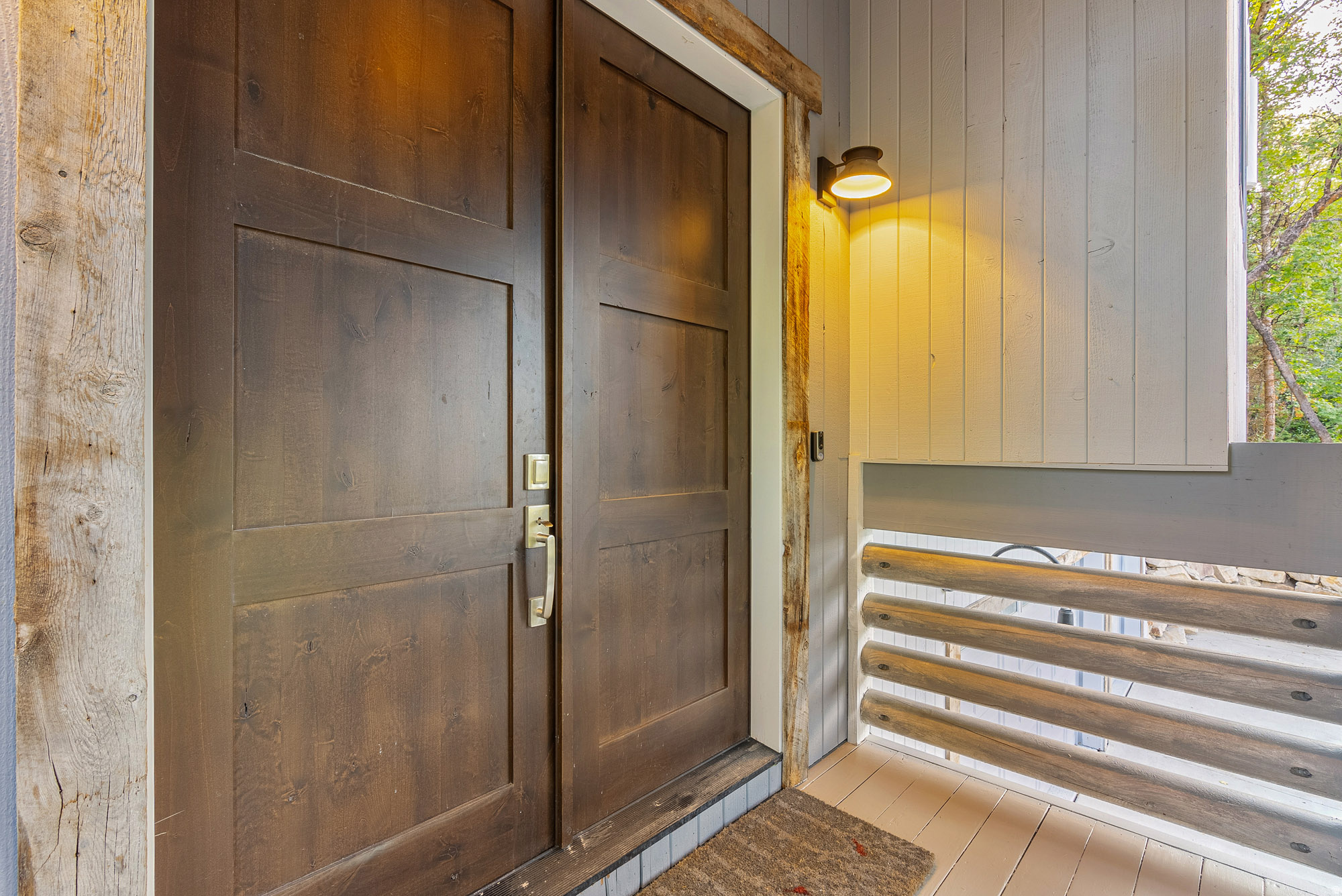 ECKER HILL - Residential