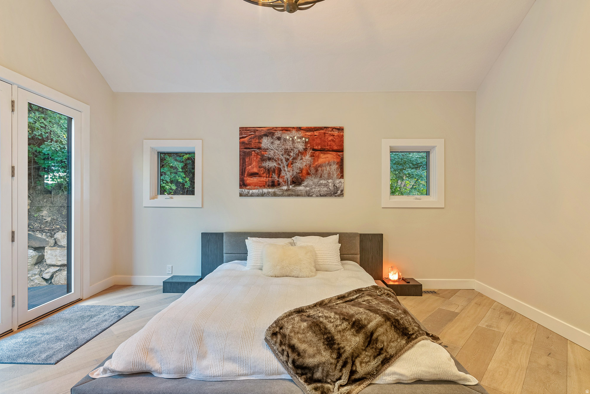 ECKER HILL - Residential