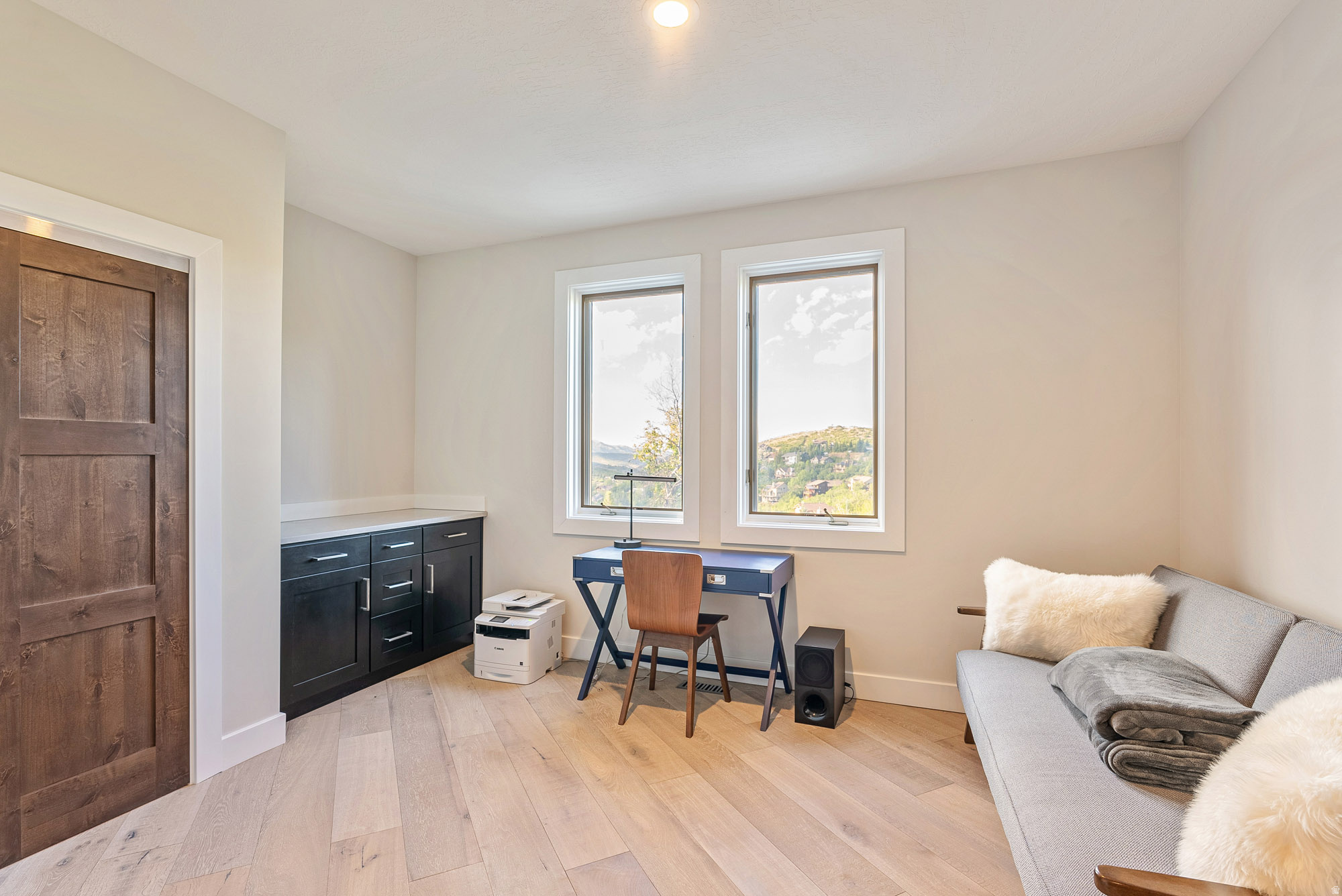 ECKER HILL - Residential