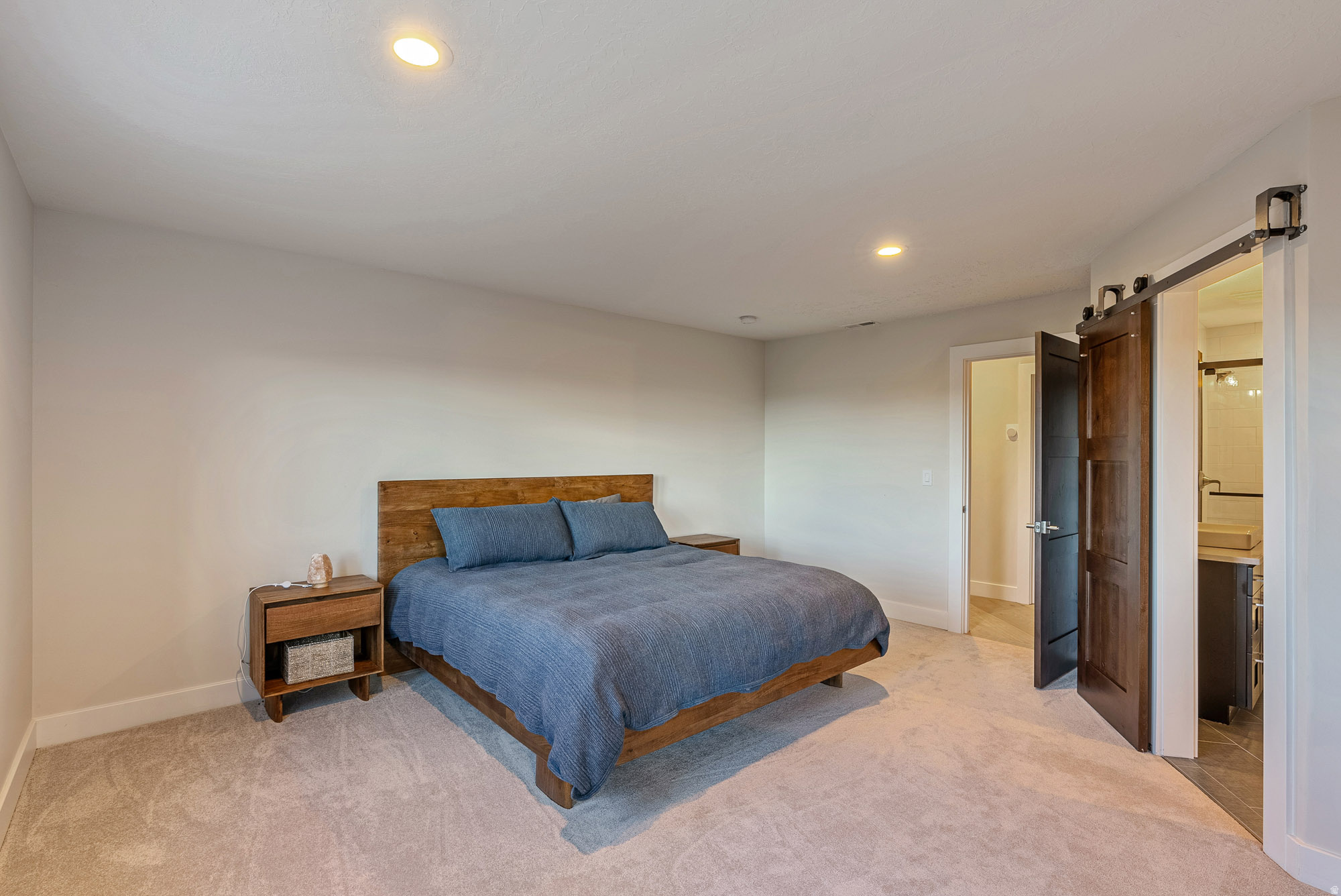 ECKER HILL - Residential
