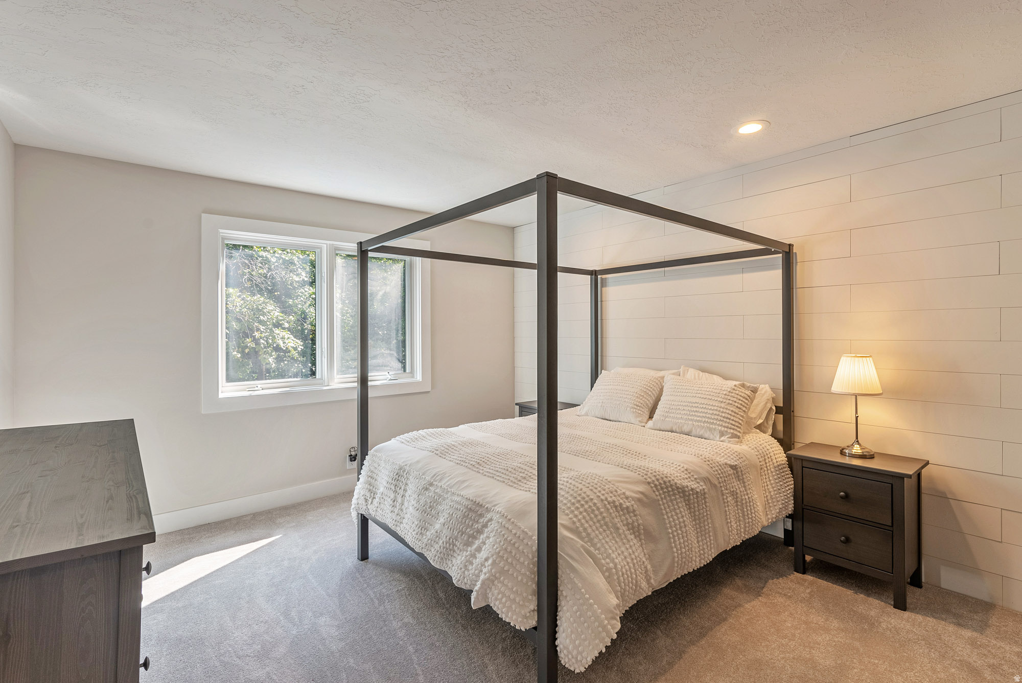 ECKER HILL - Residential