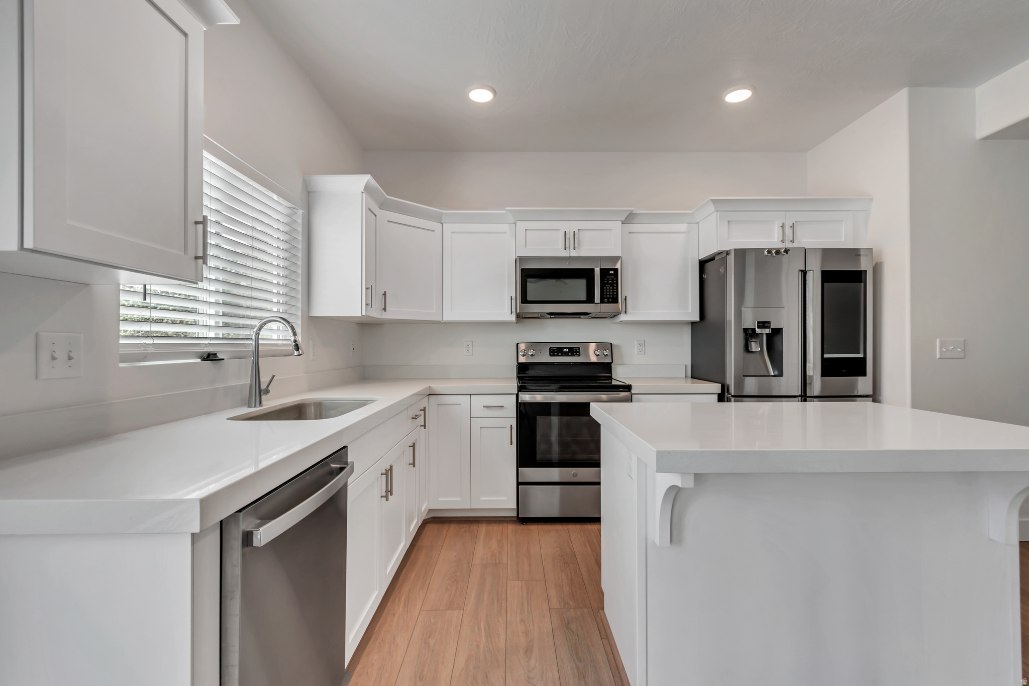 RIDGE - Residential