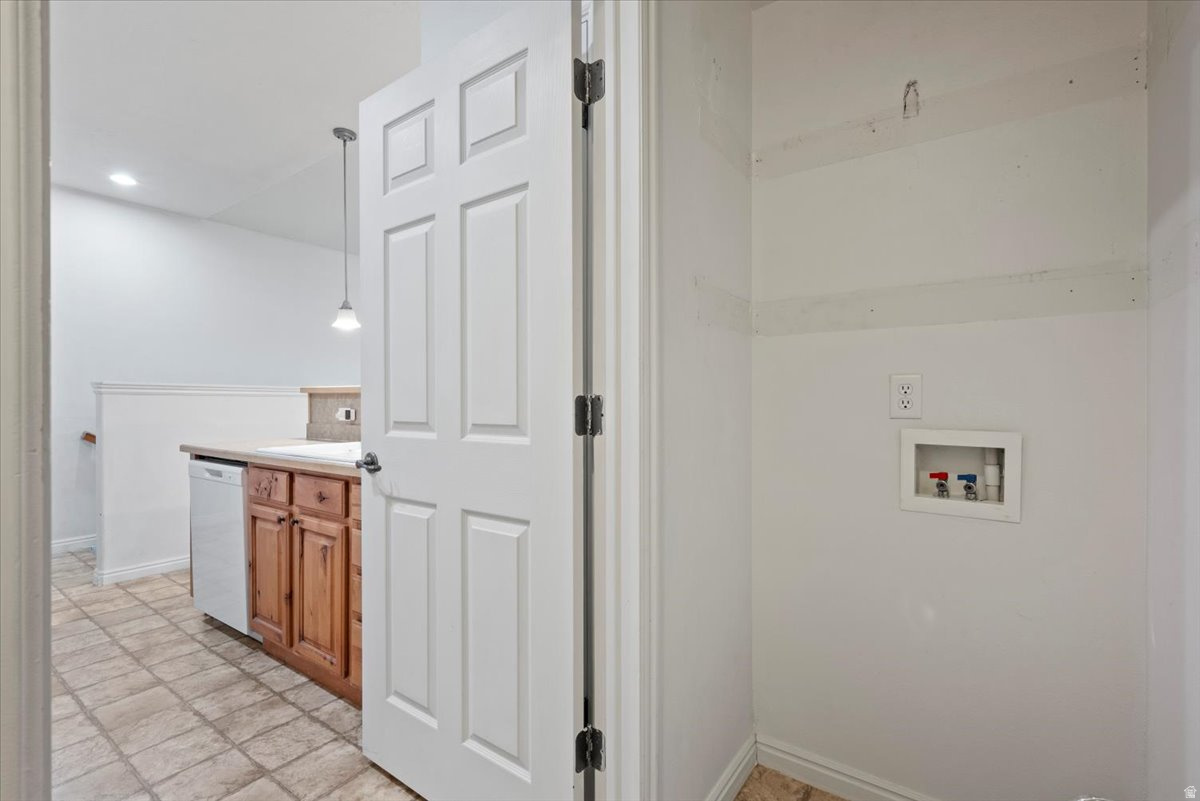 PEMBERLEY @ ROBINSONS GROVE CONDO - Residential
