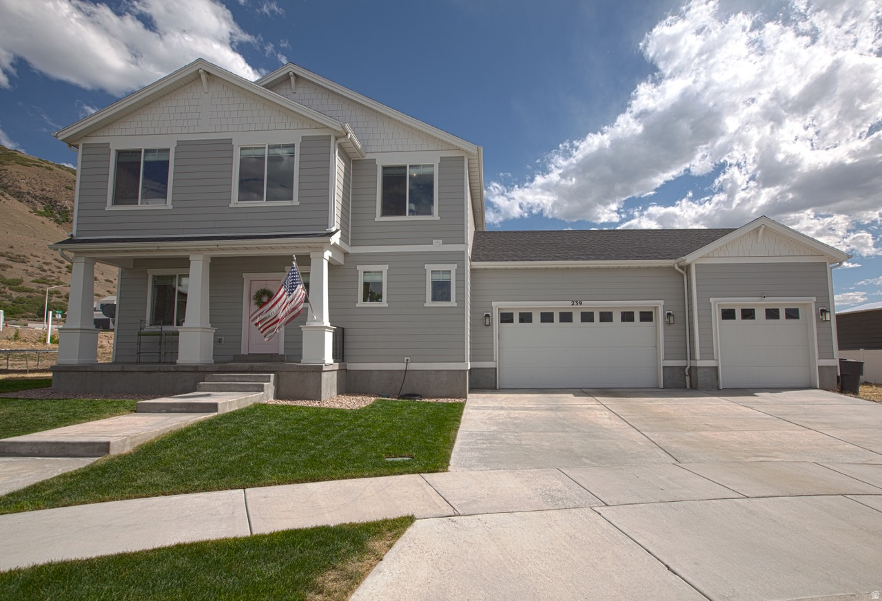 Price drop $600,000 This home at 239 W 1870 S Payson inside of the Springside Meadows neighborhood is in the best neighborhood around. It is in a double cul-de-sac. It sits on the Spring Lake side of town. When I first moved in, my biggest concern for my children was to move somewhere where I wouldn't be scared to let my children be outside. The first day there, we saw children even babies playing safely outside without any cars zooming past. This is the best child friendly neighborhood at the end of the cul de sac. My favorite time of day is sunrise when the sun rises over Dry Mountain and hits the master bedroom as the first thing the rays hit when they come over the mountain. The home sits right at the base of the mountain with a little running trail (high line trail) right up the hill. The  elementary school are within walking distance about two minutes away.   Black granite countertops with white cabinets throughout the kitchen.  Living in Payson, here in Springside Meadows is like going back in time 30 years where there is zero crime and feels like an old movie. The highschool, middle school and junior high are all close by. This Home is like new ! Beautiful Two Story. Great Condition, ready to move in. Three bedrooms upstairs with 2.5 bathrooms. There is a LOFT ! Love the BIG front porch to just relax. Behind is nothing but Space. There is an active mitigation system in the basement, Payson Pool is very close. ENJOY Where you LIVE