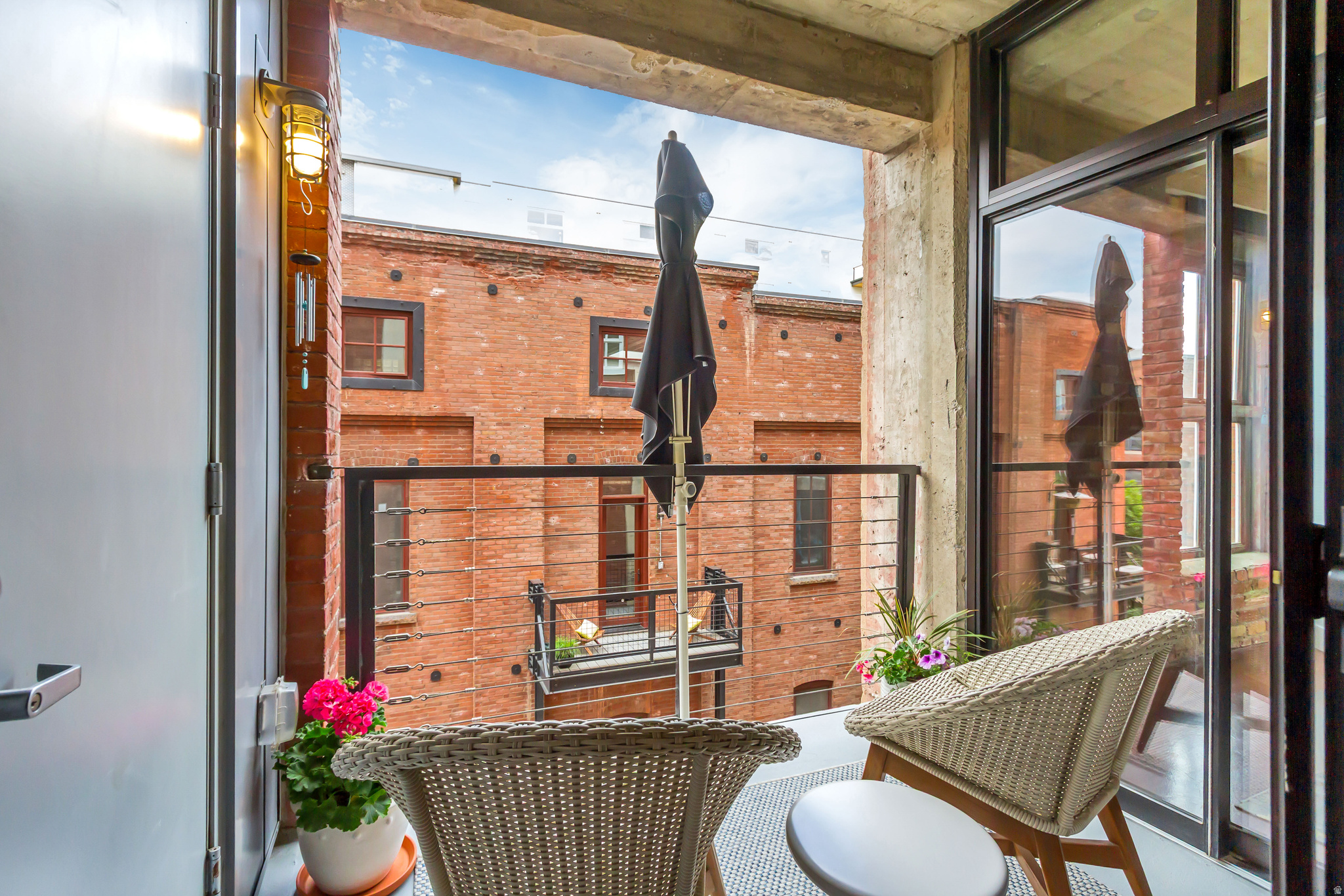 WESTGATE LOFTS - Residential