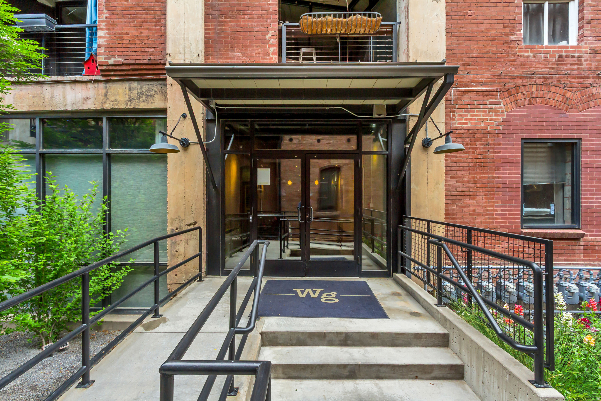 WESTGATE LOFTS - Residential