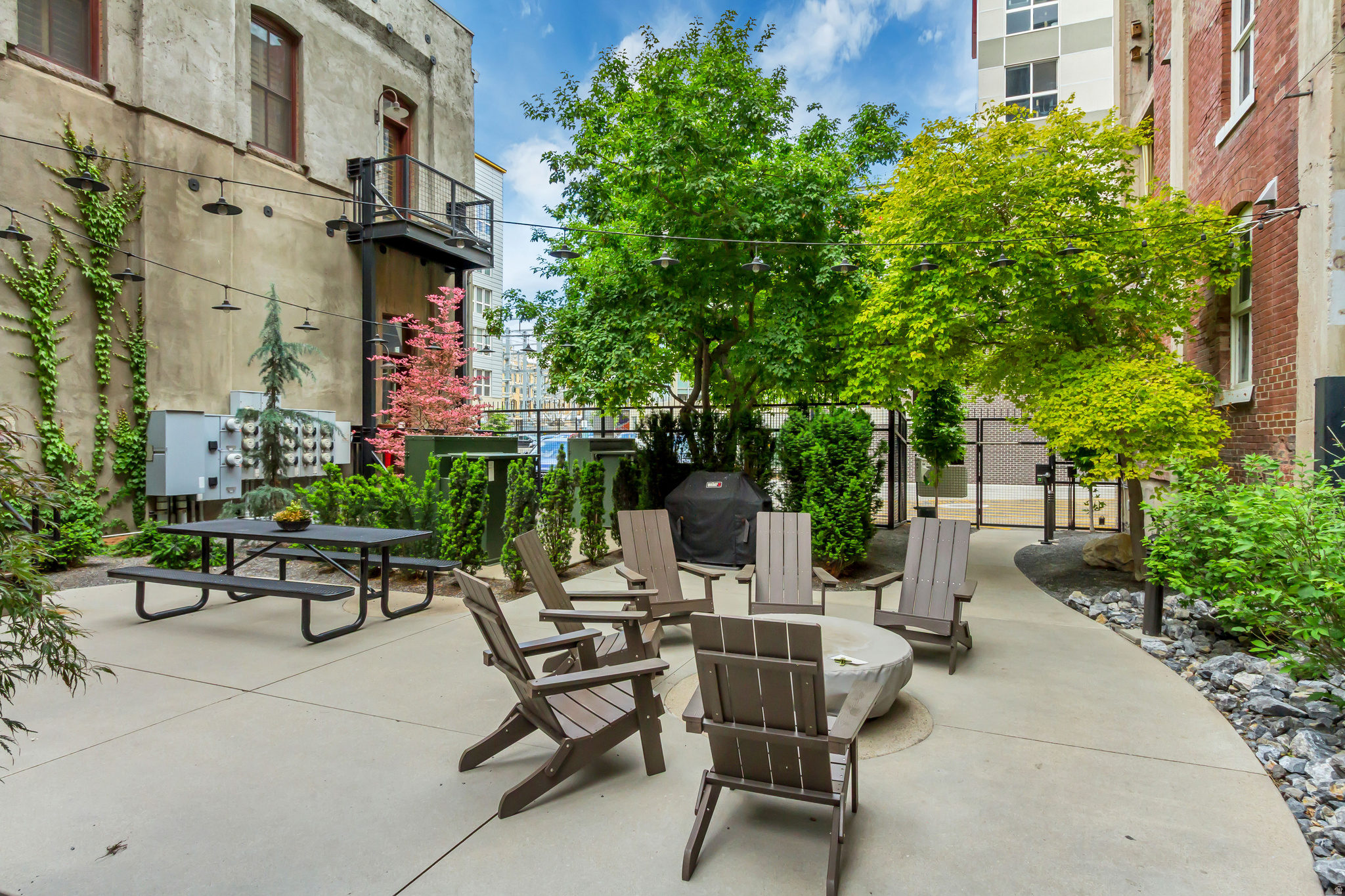 WESTGATE LOFTS - Residential