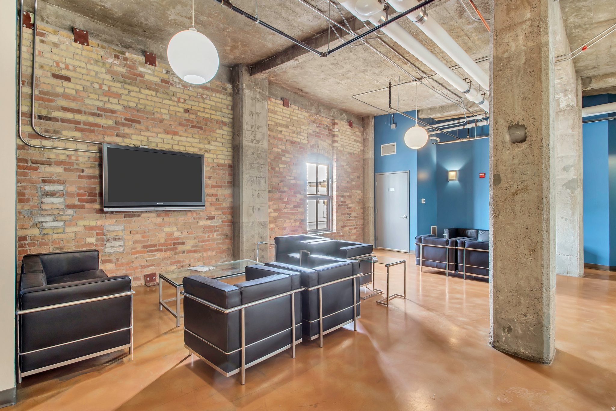 WESTGATE LOFTS - Residential