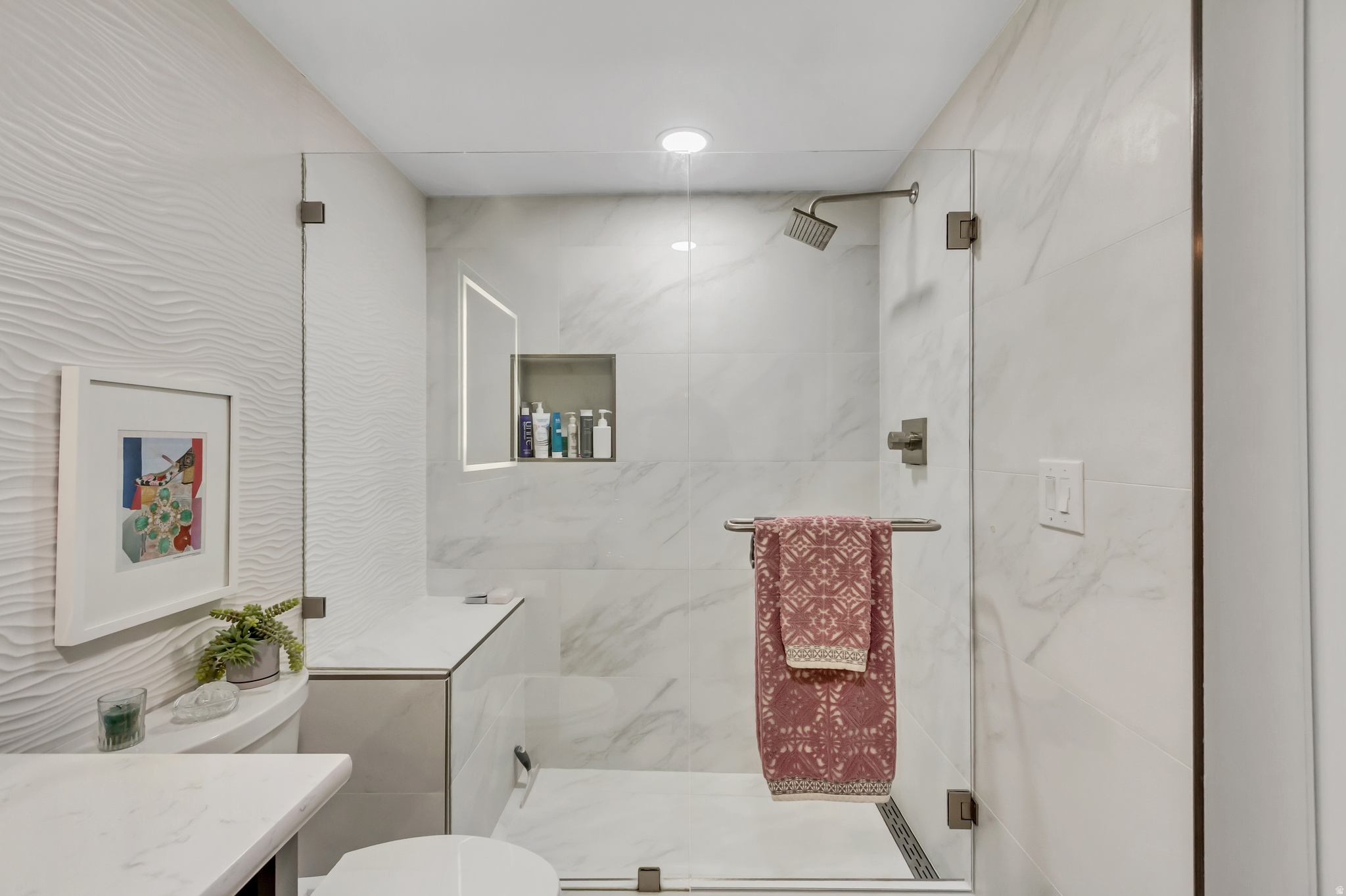 WESTGATE LOFTS - Residential