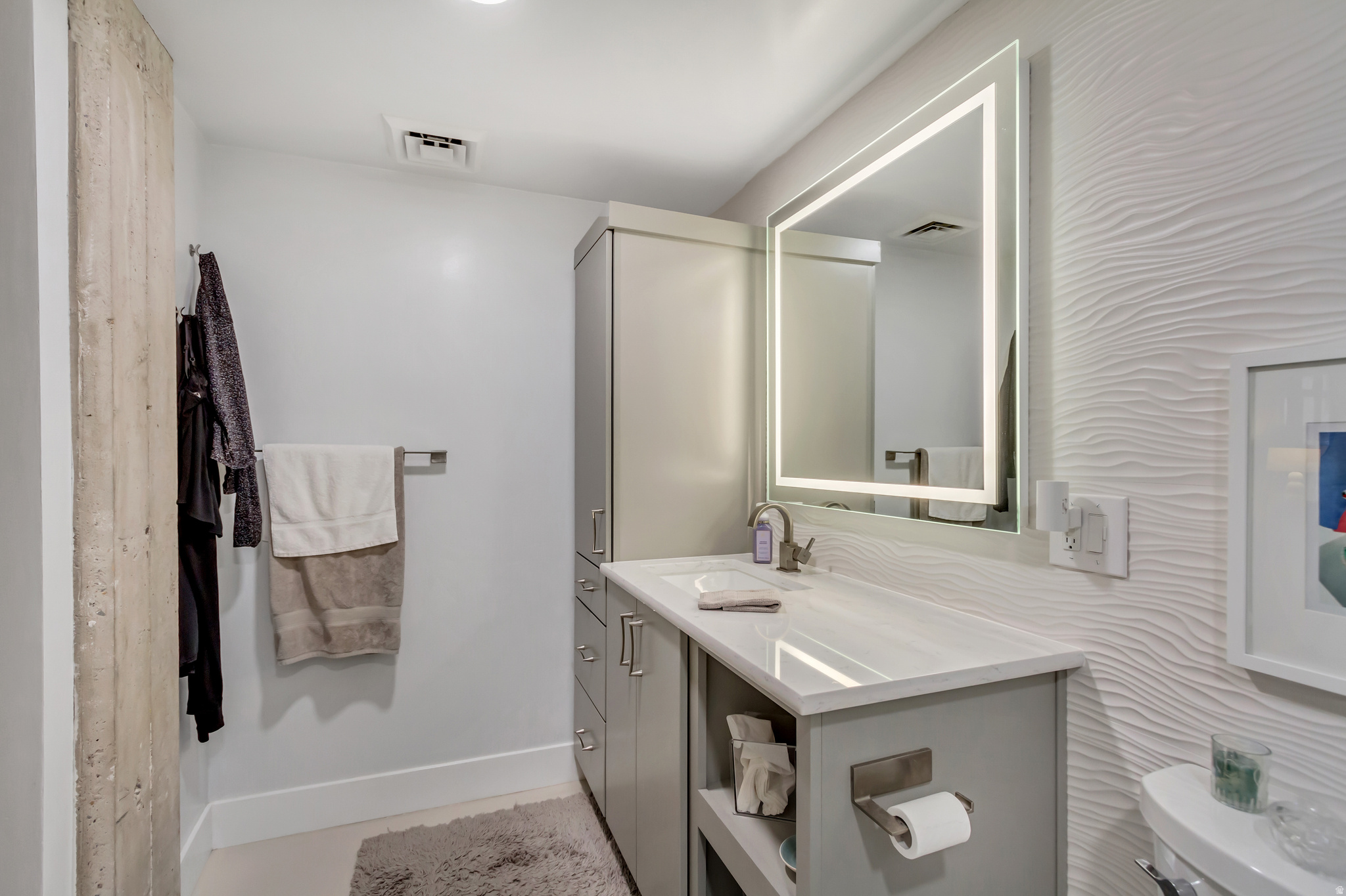 WESTGATE LOFTS - Residential