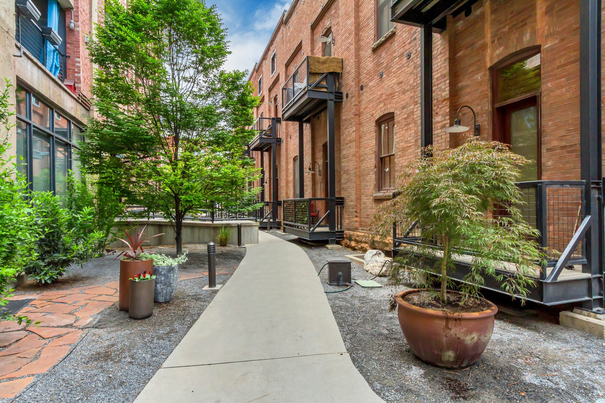 WESTGATE LOFTS - Residential