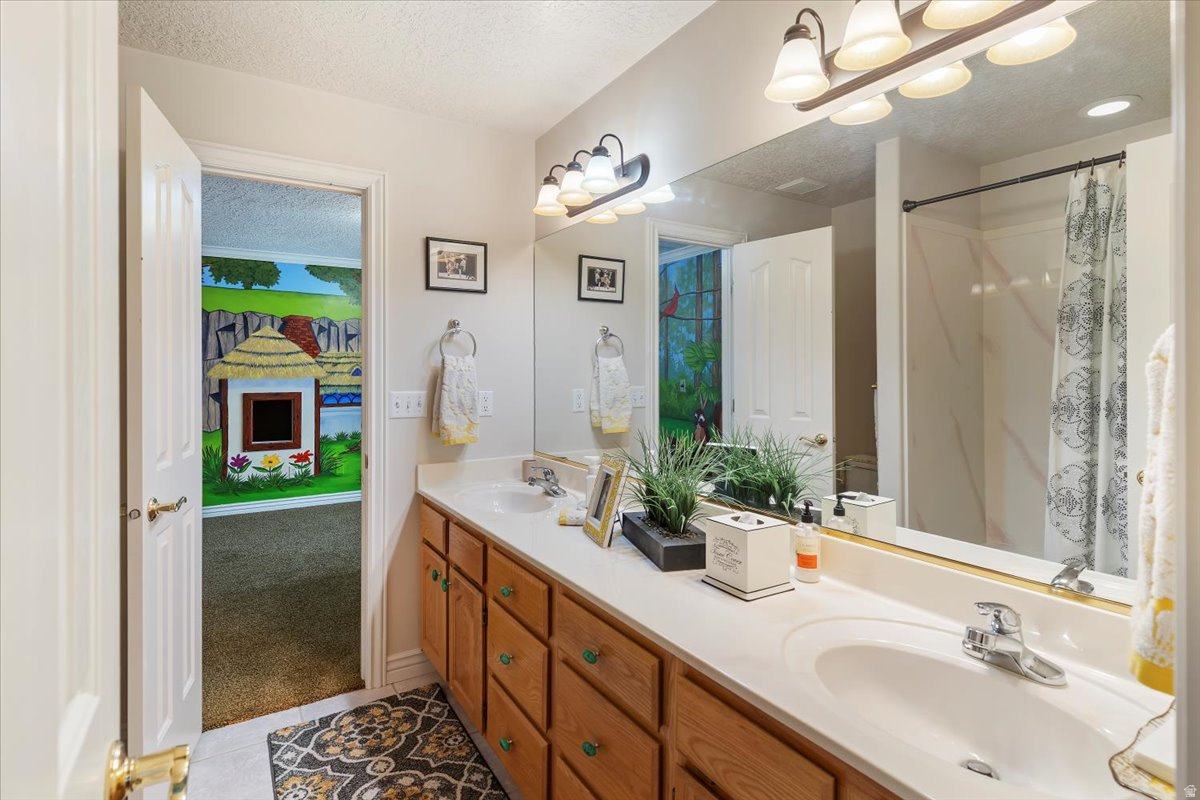 FAIRWAY COVE - Residential