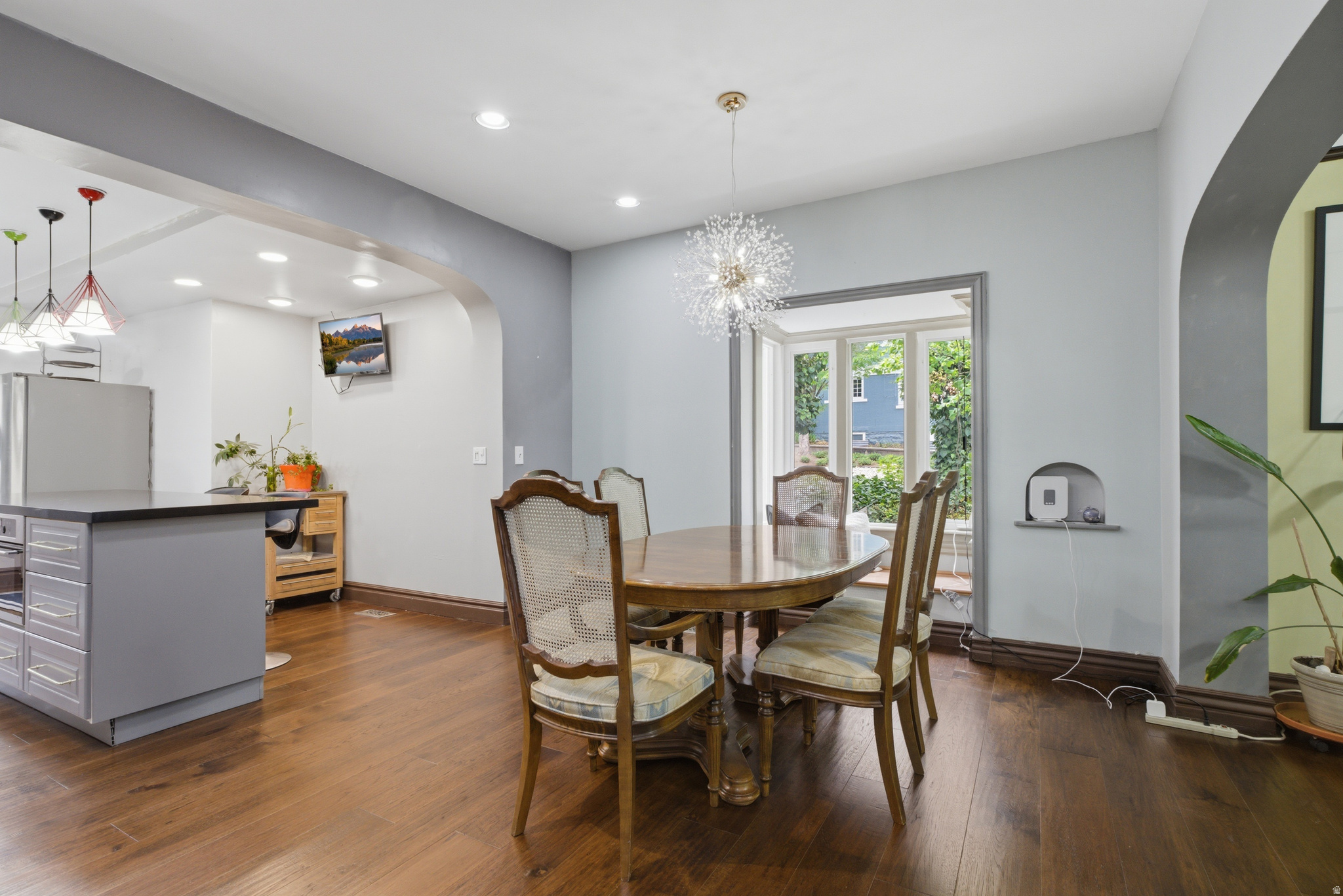 AVENUES - Residential
