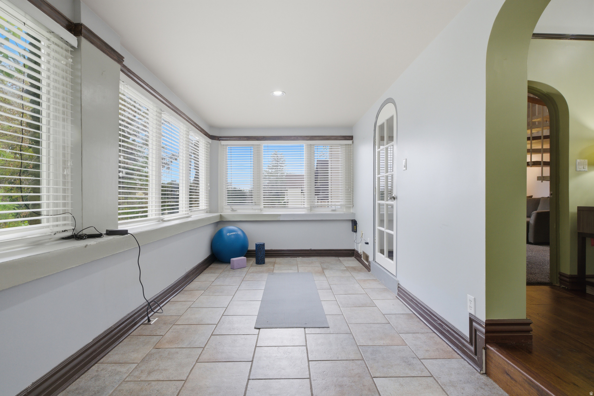 AVENUES - Residential