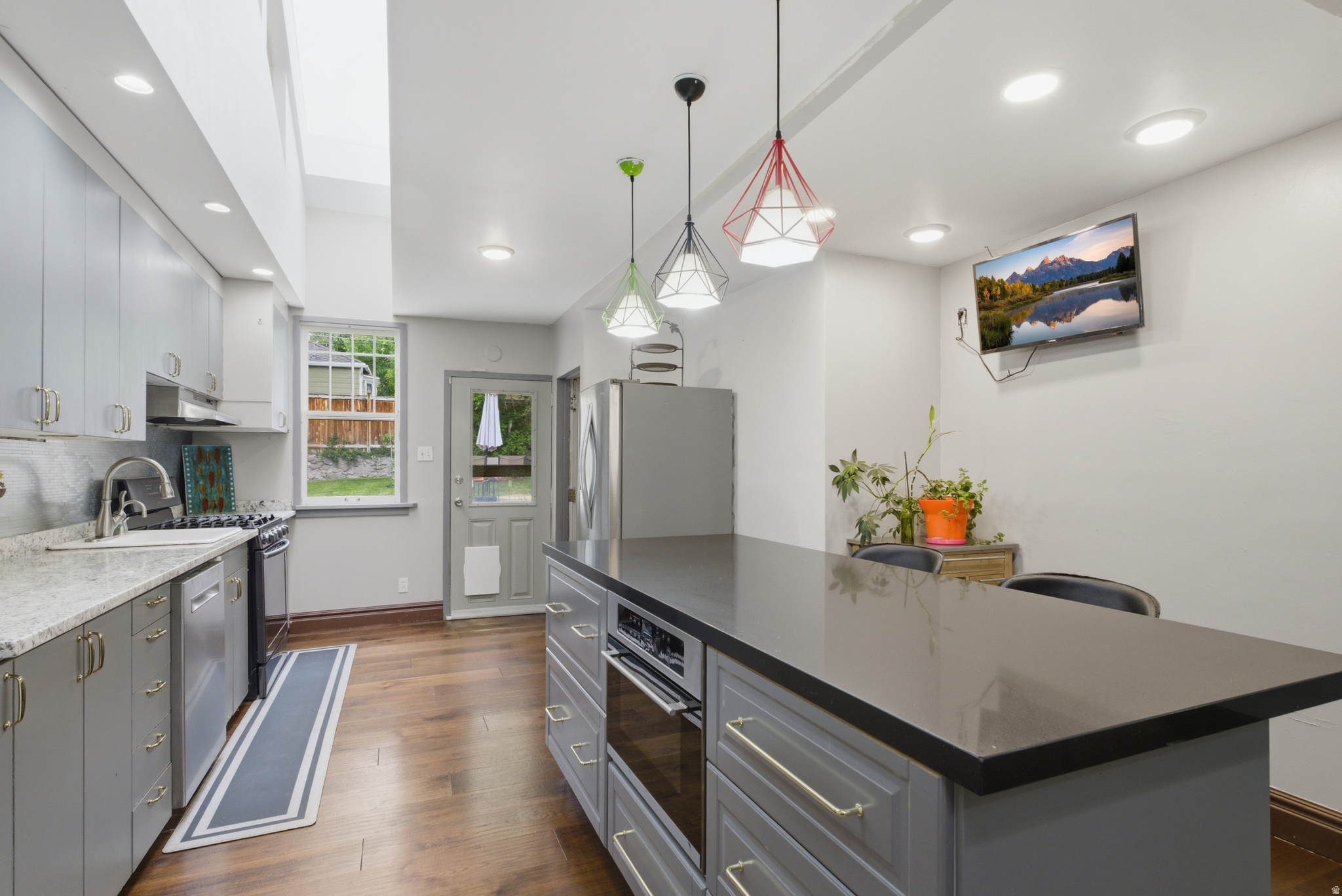 AVENUES - Residential
