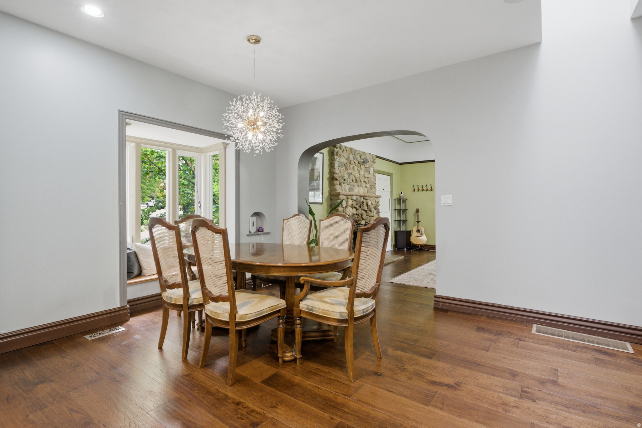 AVENUES - Residential