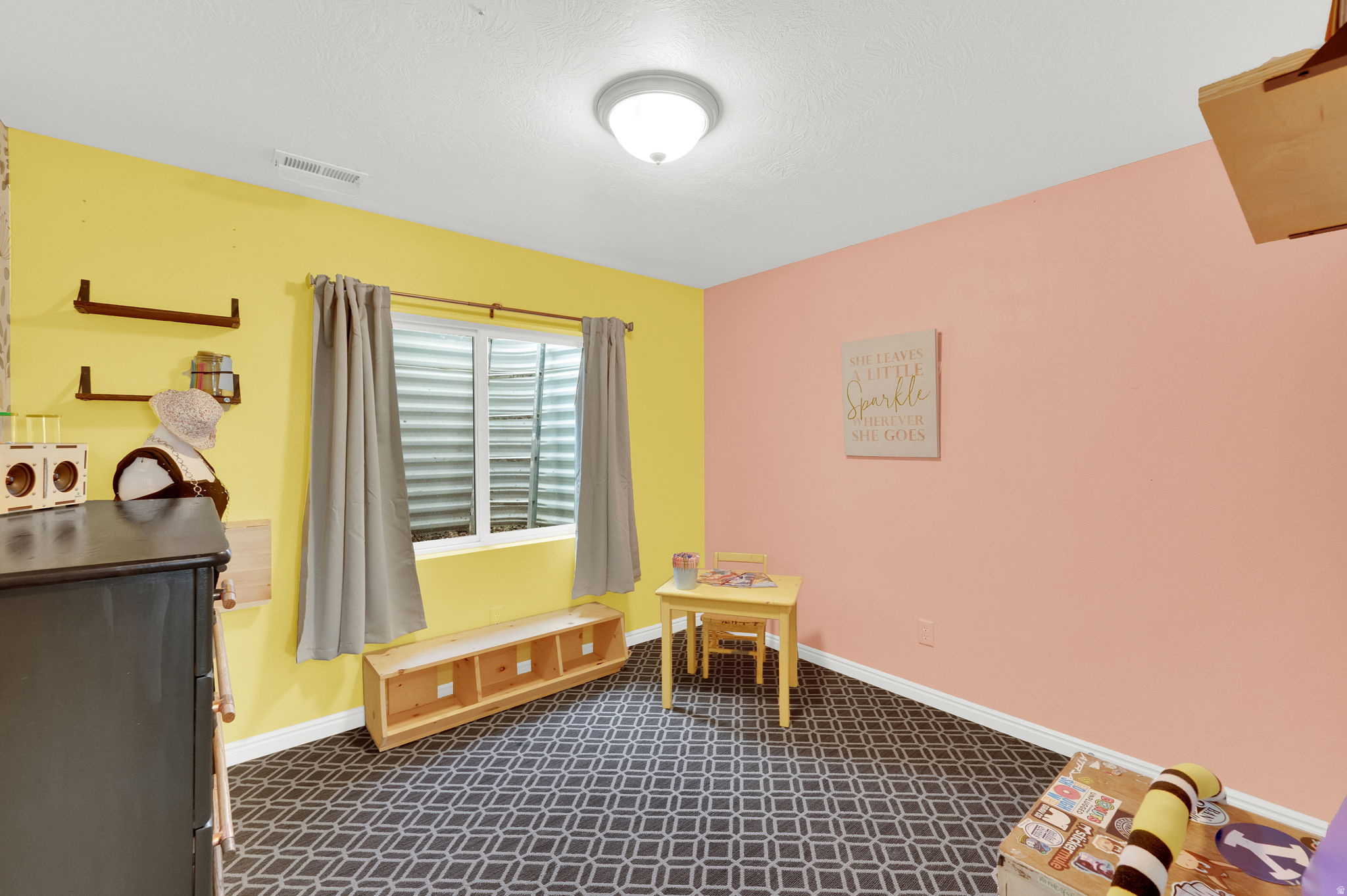 FOX DEN ESTATES - Residential