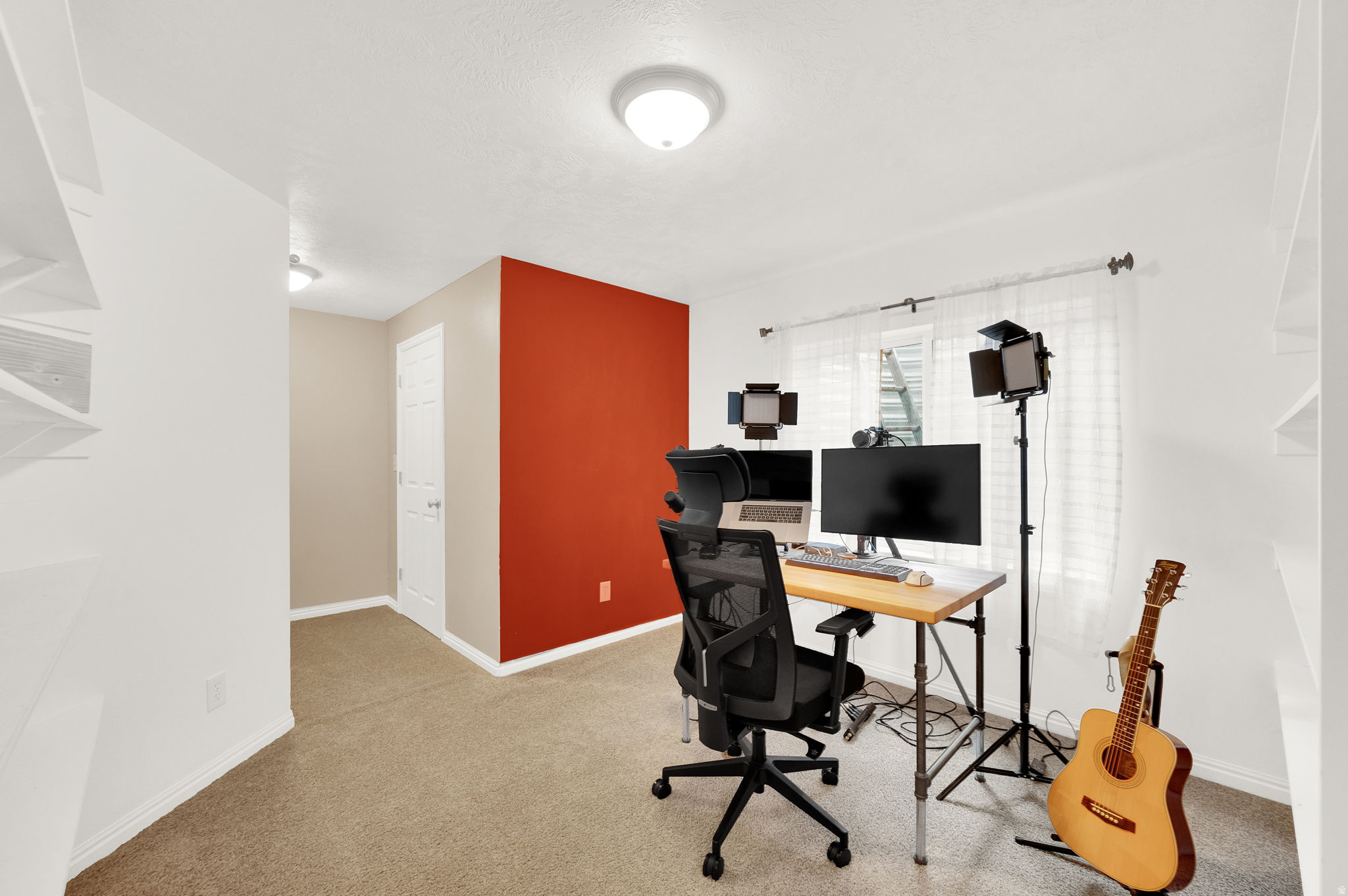 FOX DEN ESTATES - Residential