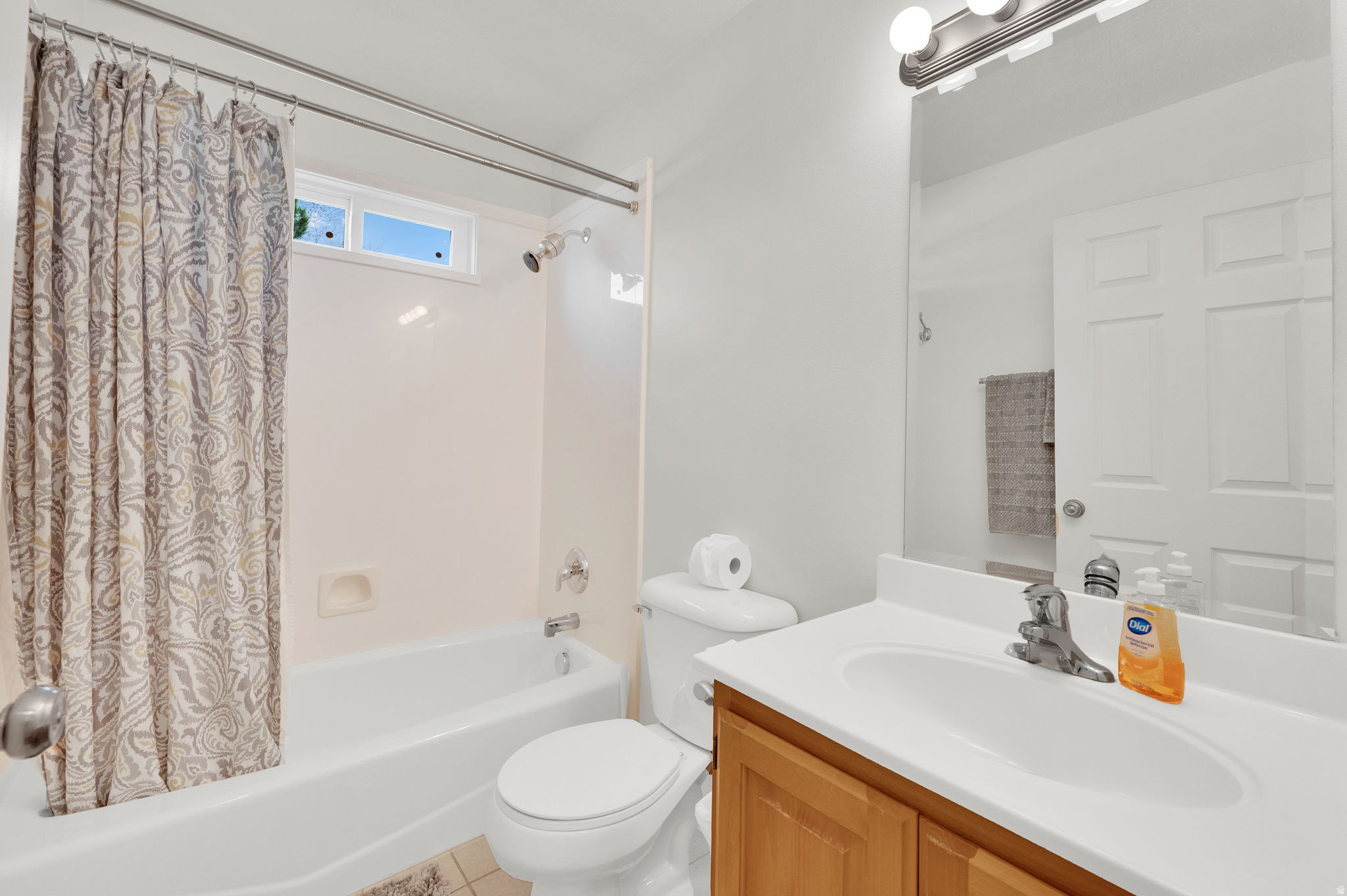 FOX DEN ESTATES - Residential