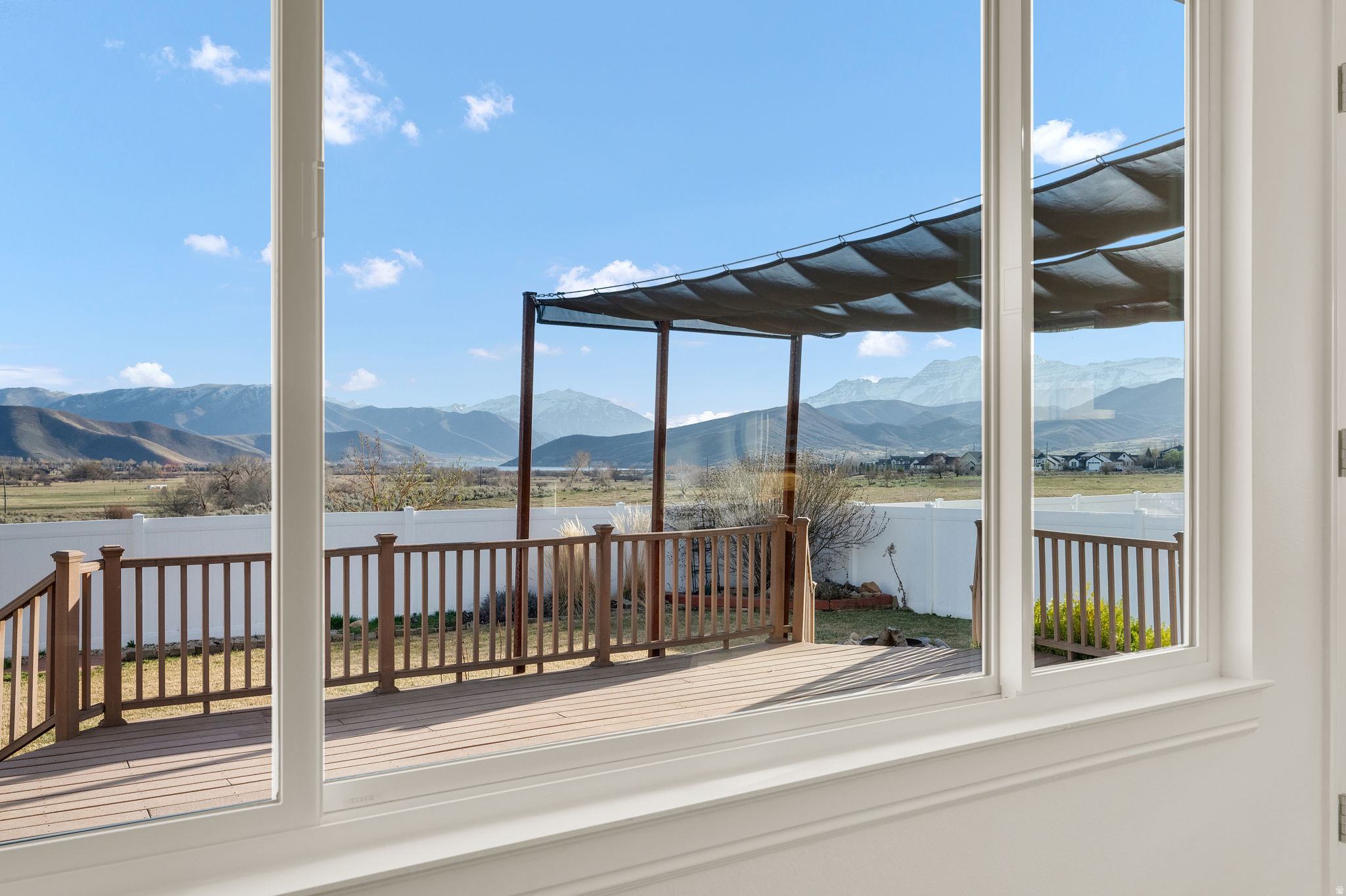 FOX DEN ESTATES - Residential