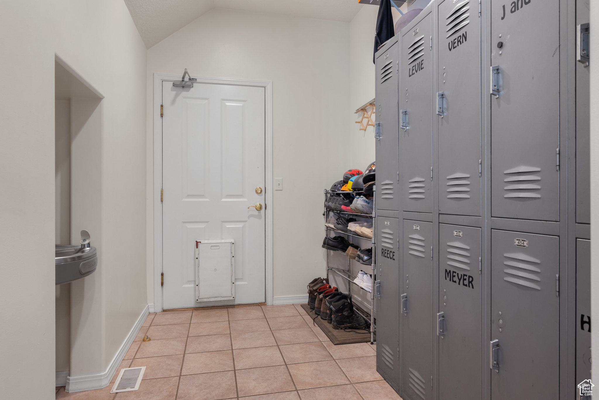WEST MOUNTAIN ESTATES - Residential