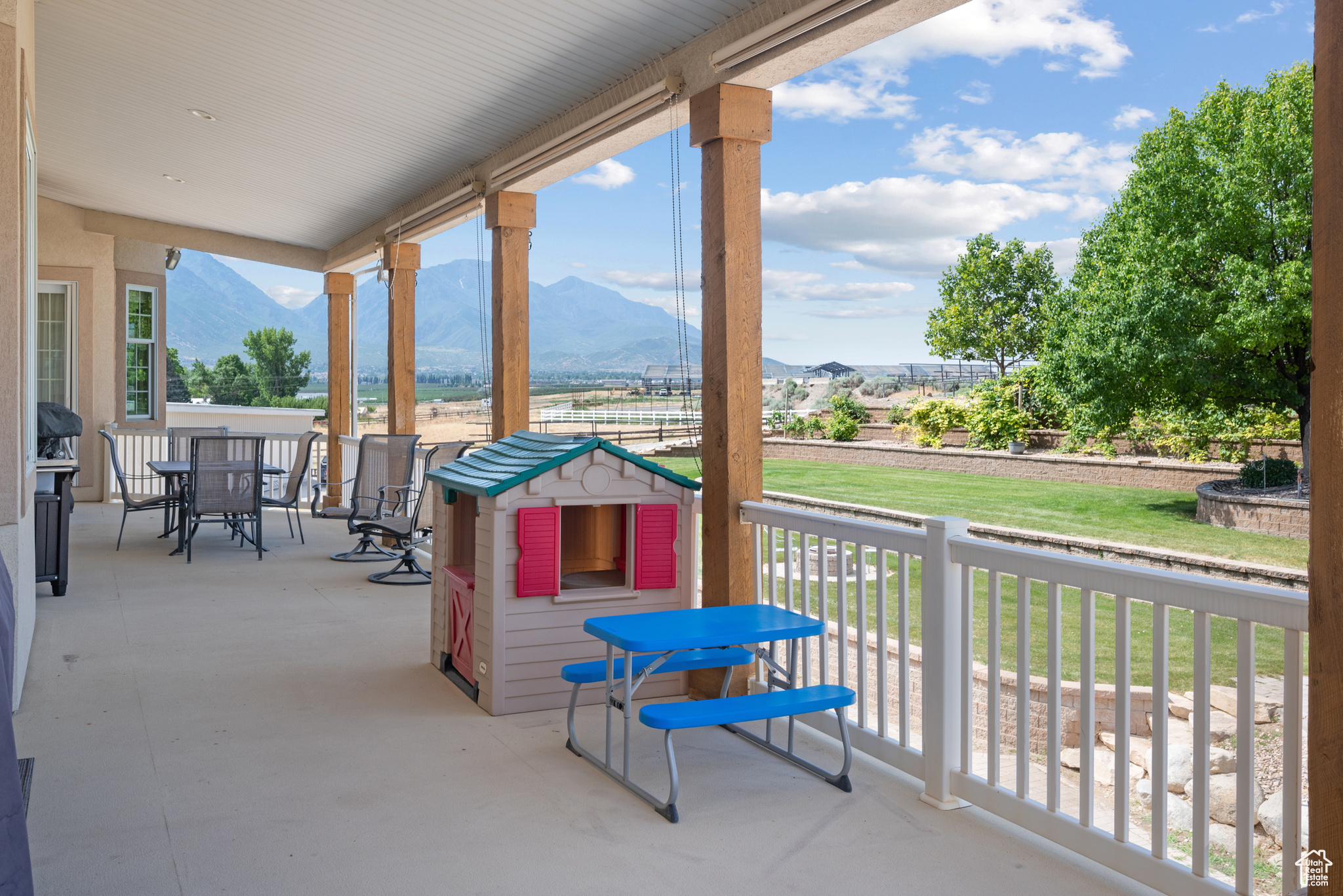 WEST MOUNTAIN ESTATES - Residential