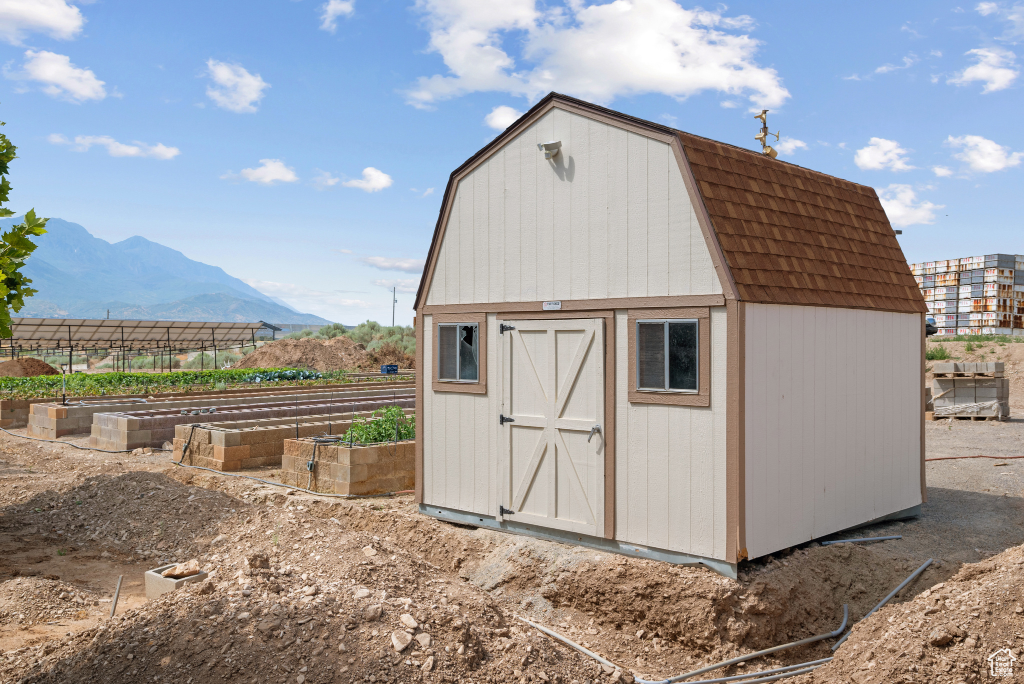 WEST MOUNTAIN ESTATES - Residential