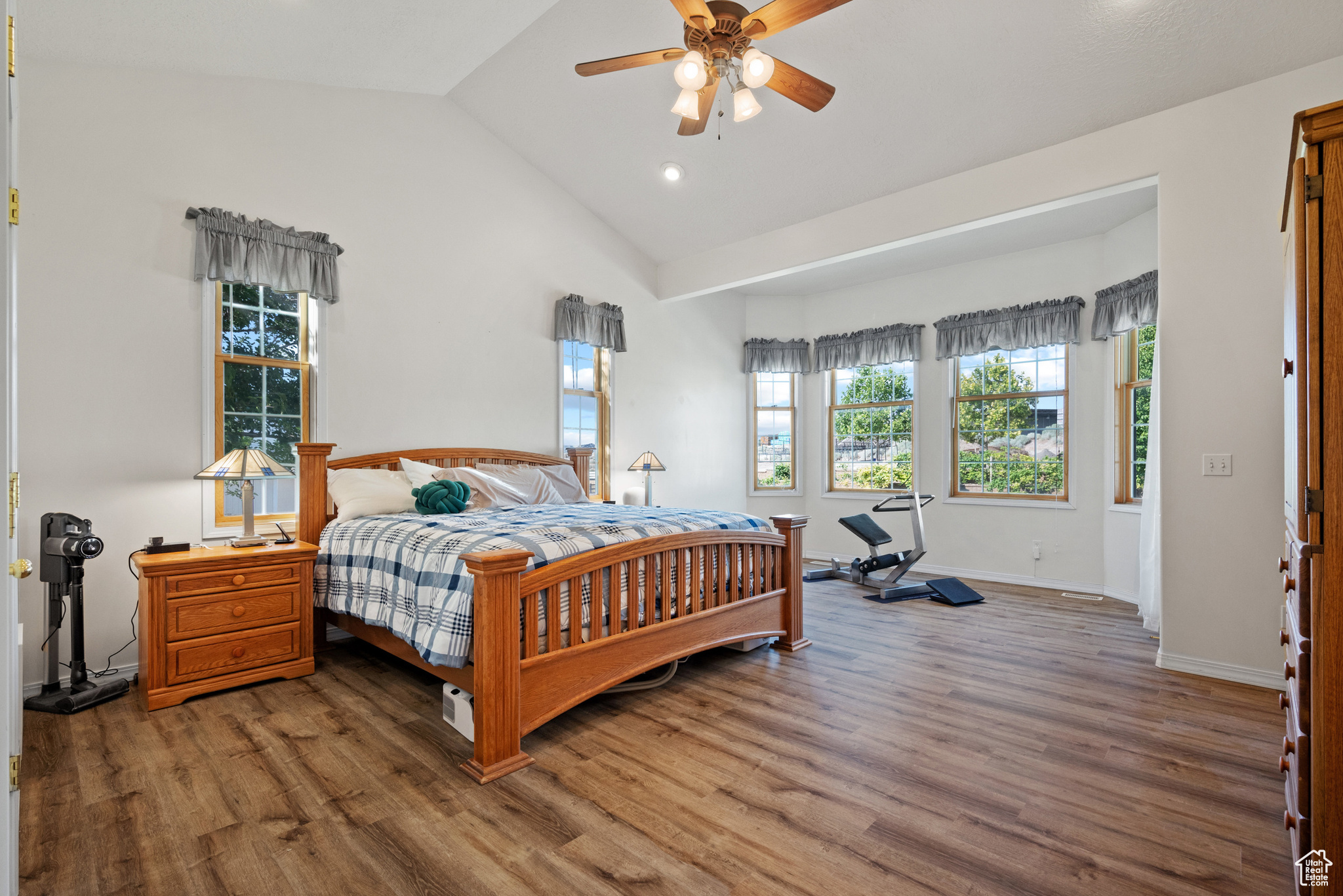 WEST MOUNTAIN ESTATES - Residential