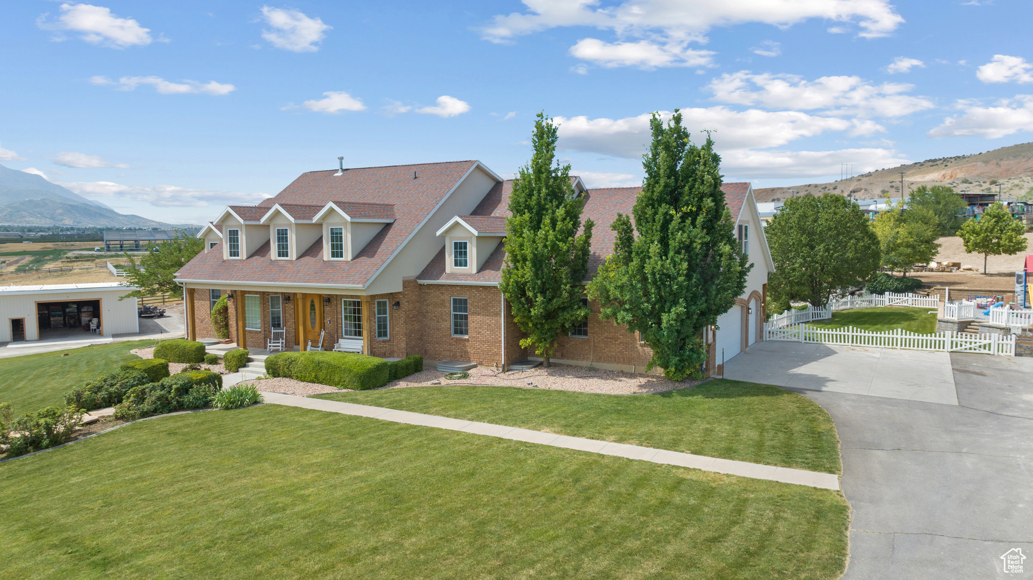 WEST MOUNTAIN ESTATES - Residential
