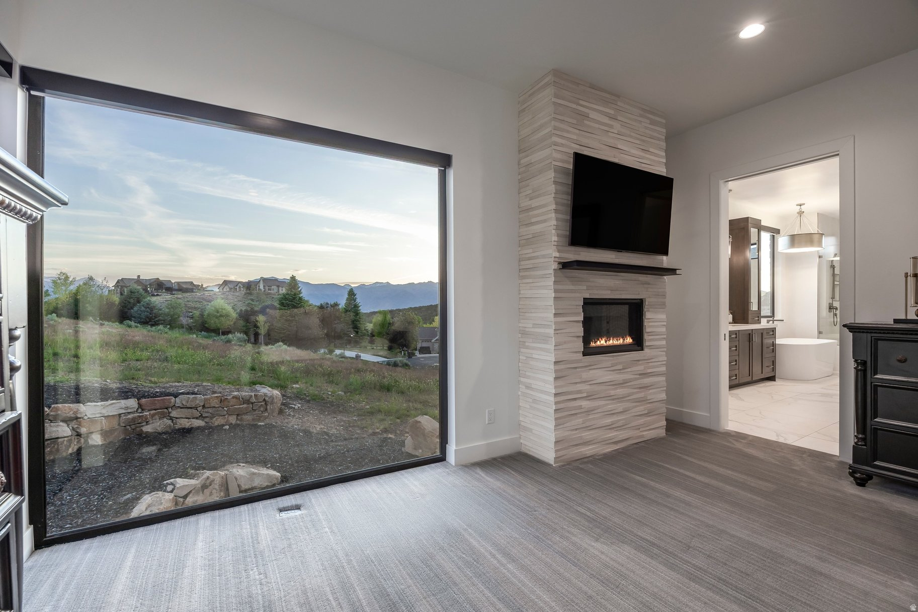 CROSSINGS AT LAKE CREEK - Residential
