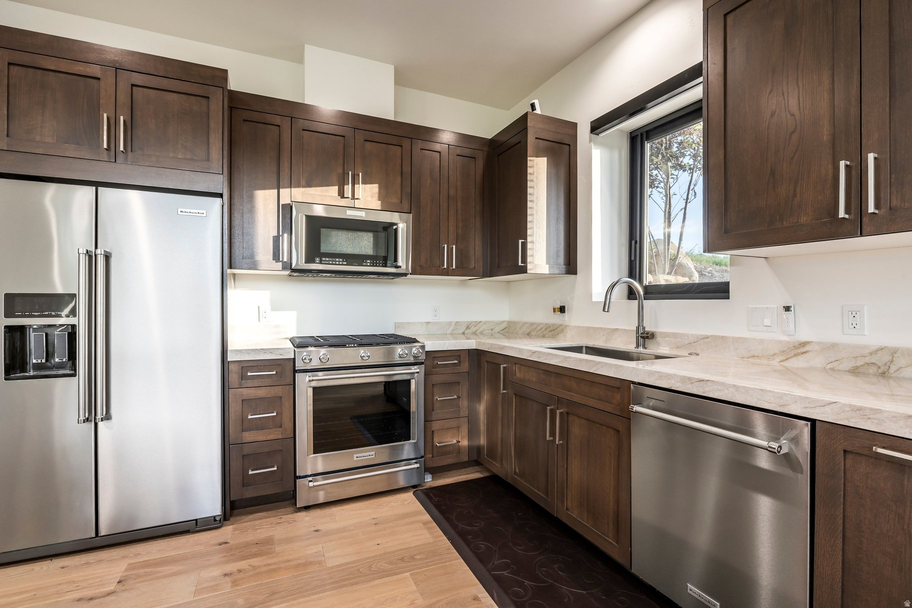 CROSSINGS AT LAKE CREEK - Residential
