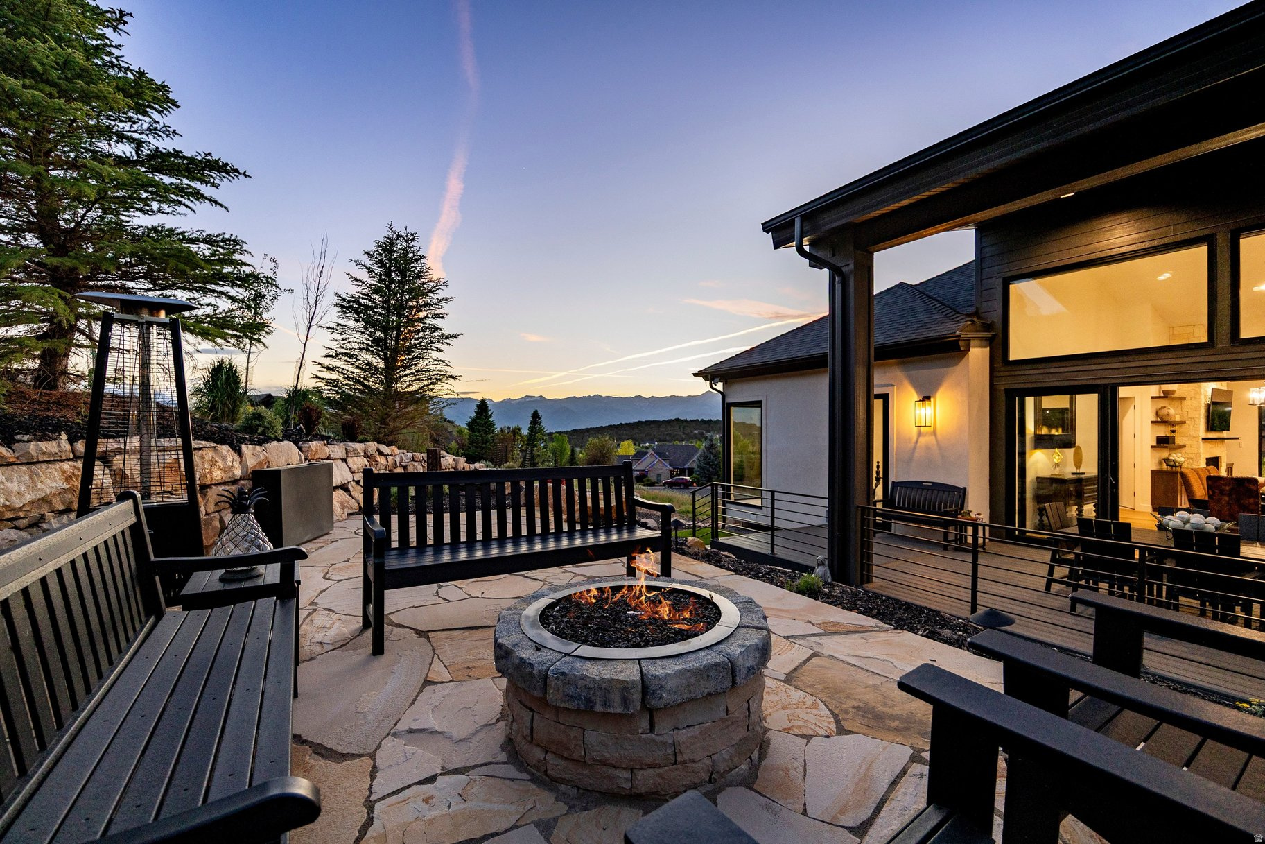 CROSSINGS AT LAKE CREEK - Residential