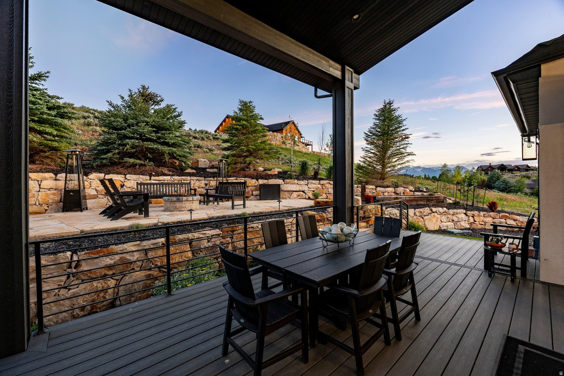 CROSSINGS AT LAKE CREEK - Residential