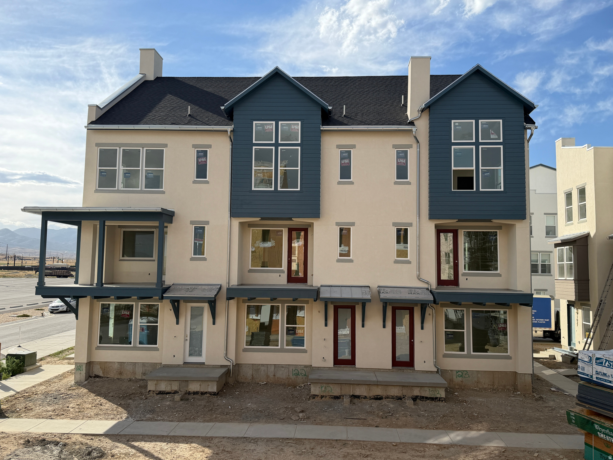 DOWNTOWN DAYBREAK - Residential