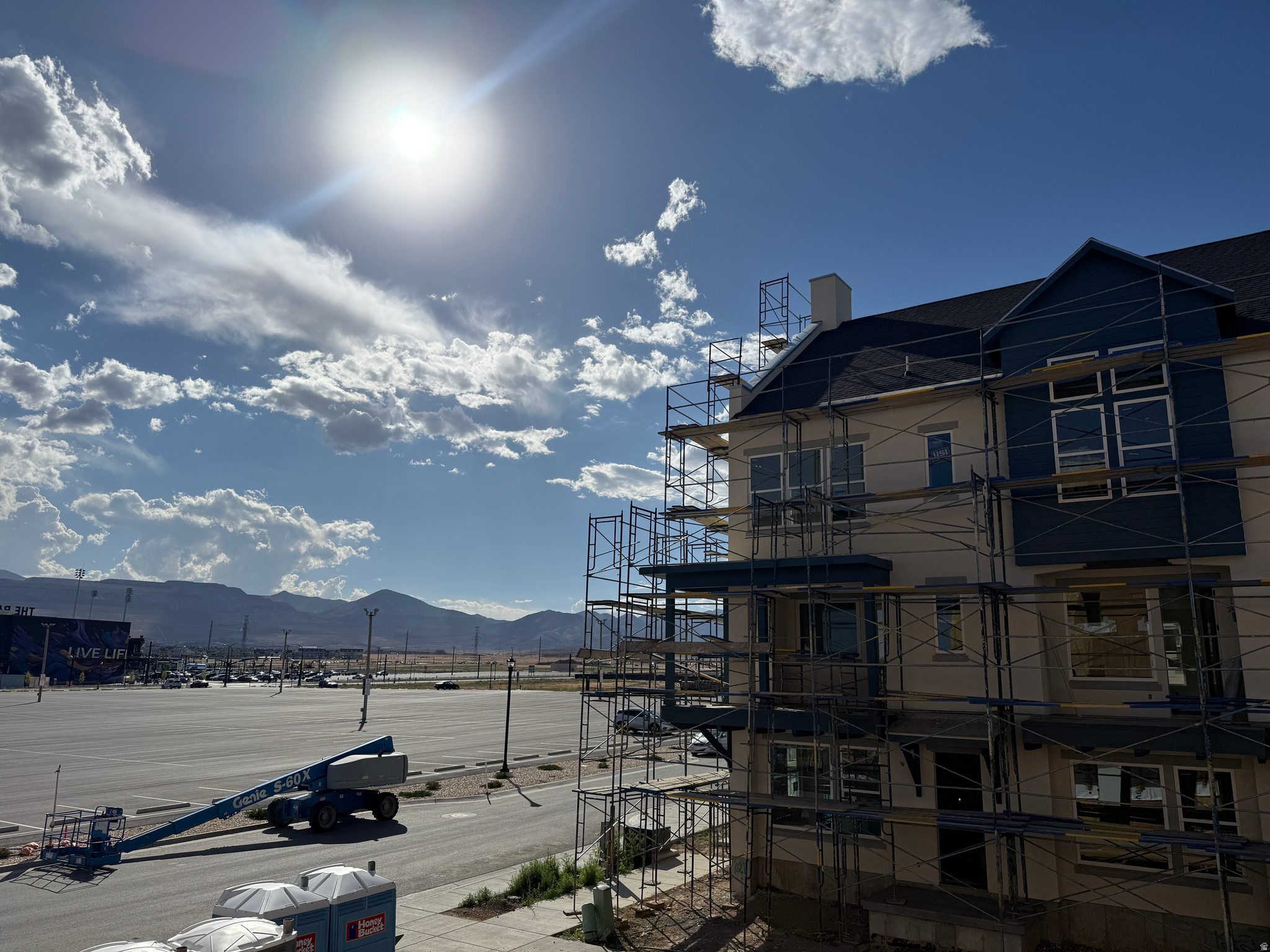 DOWNTOWN DAYBREAK - Residential