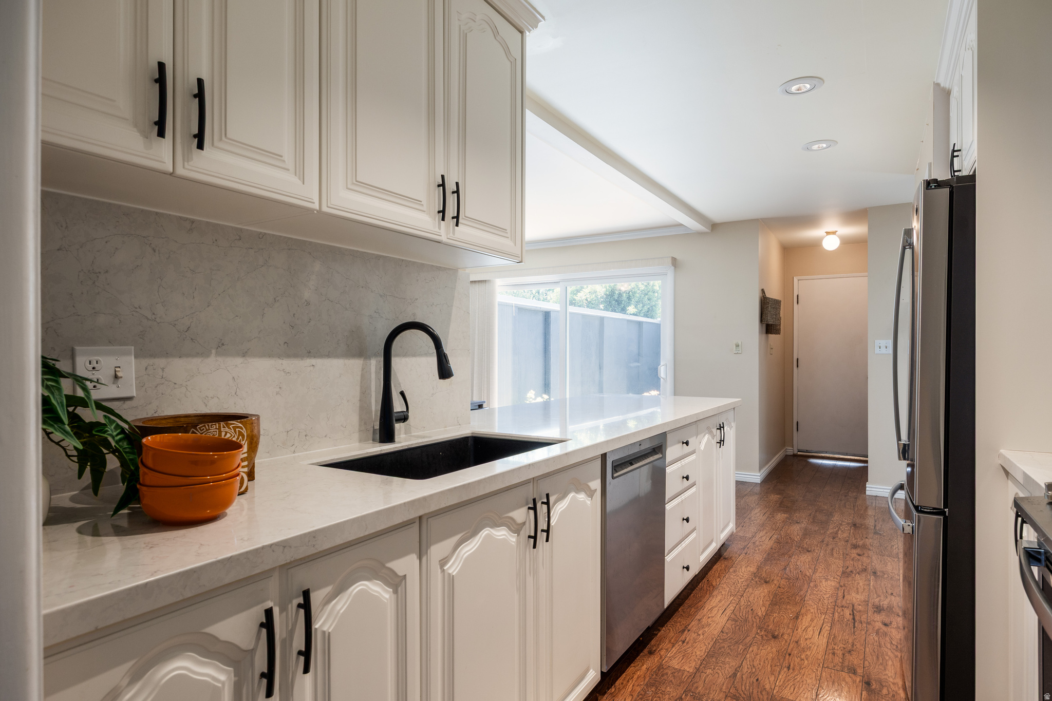 THREE FOUNTAINS EAST - Residential