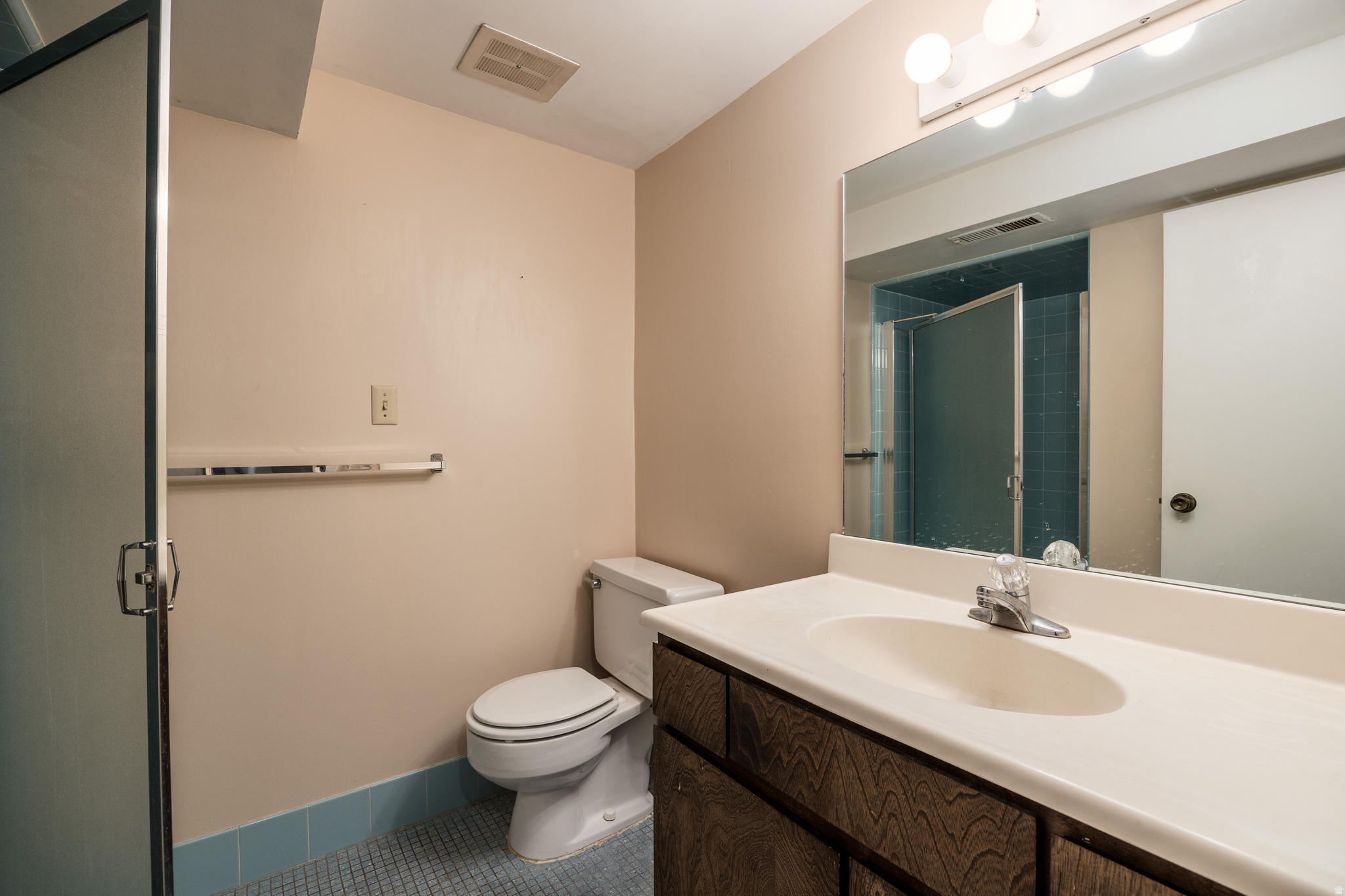 THREE FOUNTAINS EAST - Residential