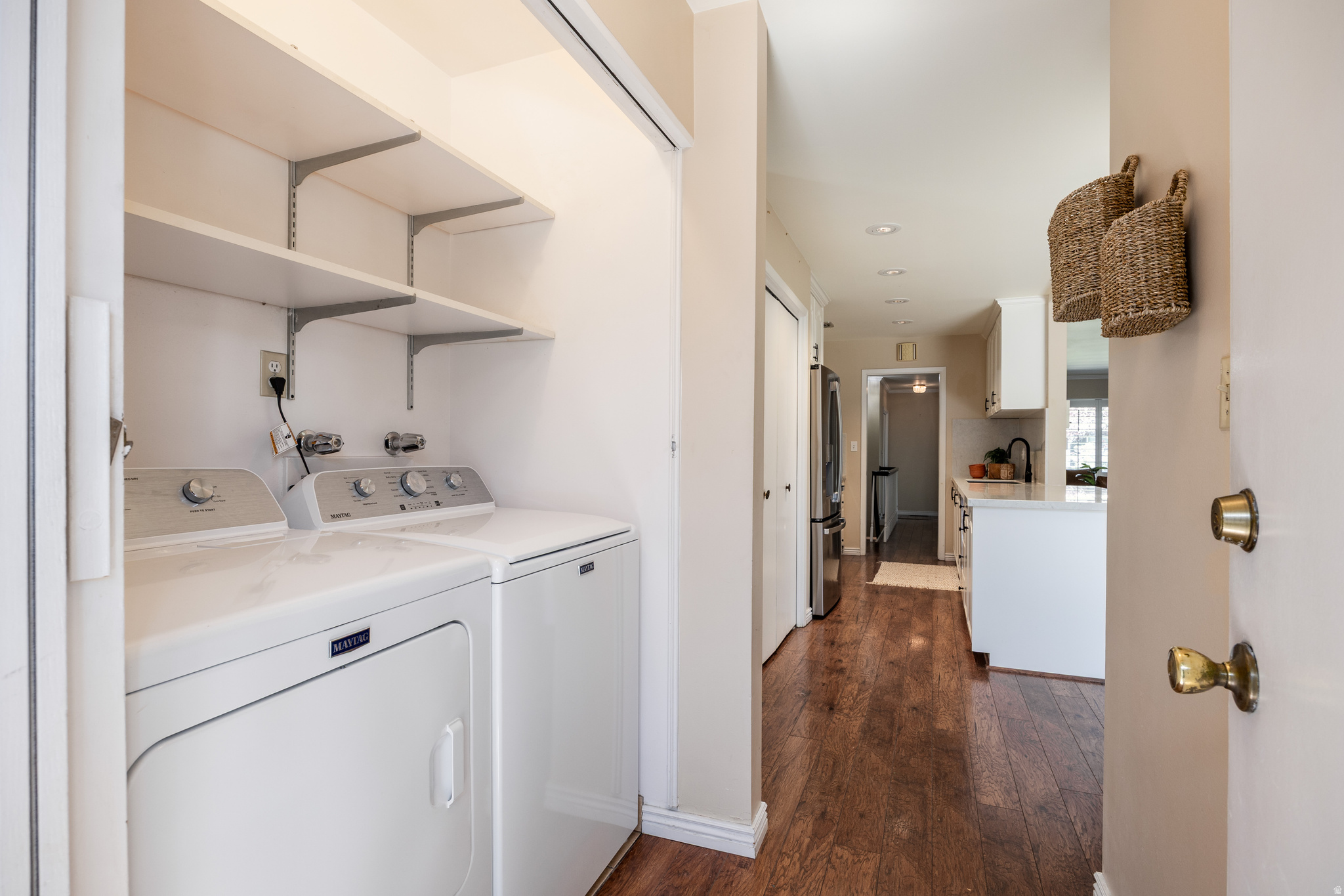 THREE FOUNTAINS EAST - Residential